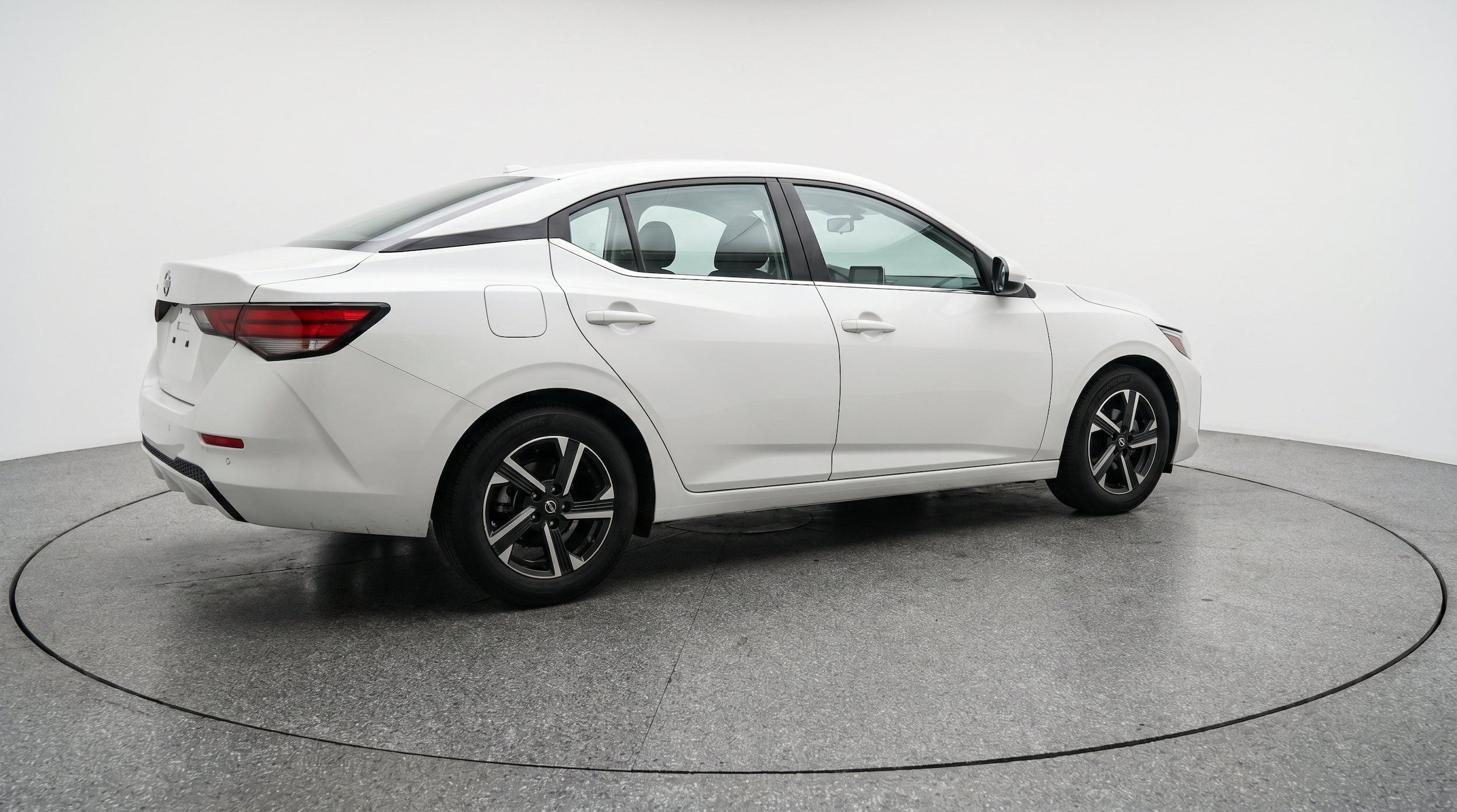 Thumbnail: 2025 Nissan Sentra - 9