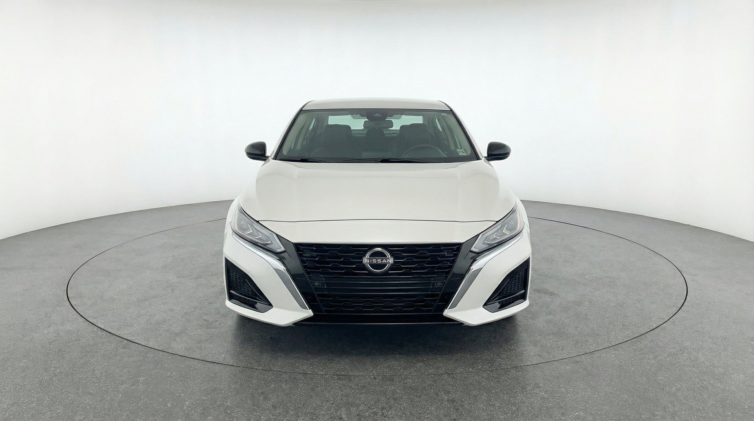 Thumbnail: 2025 Nissan Altima - 2