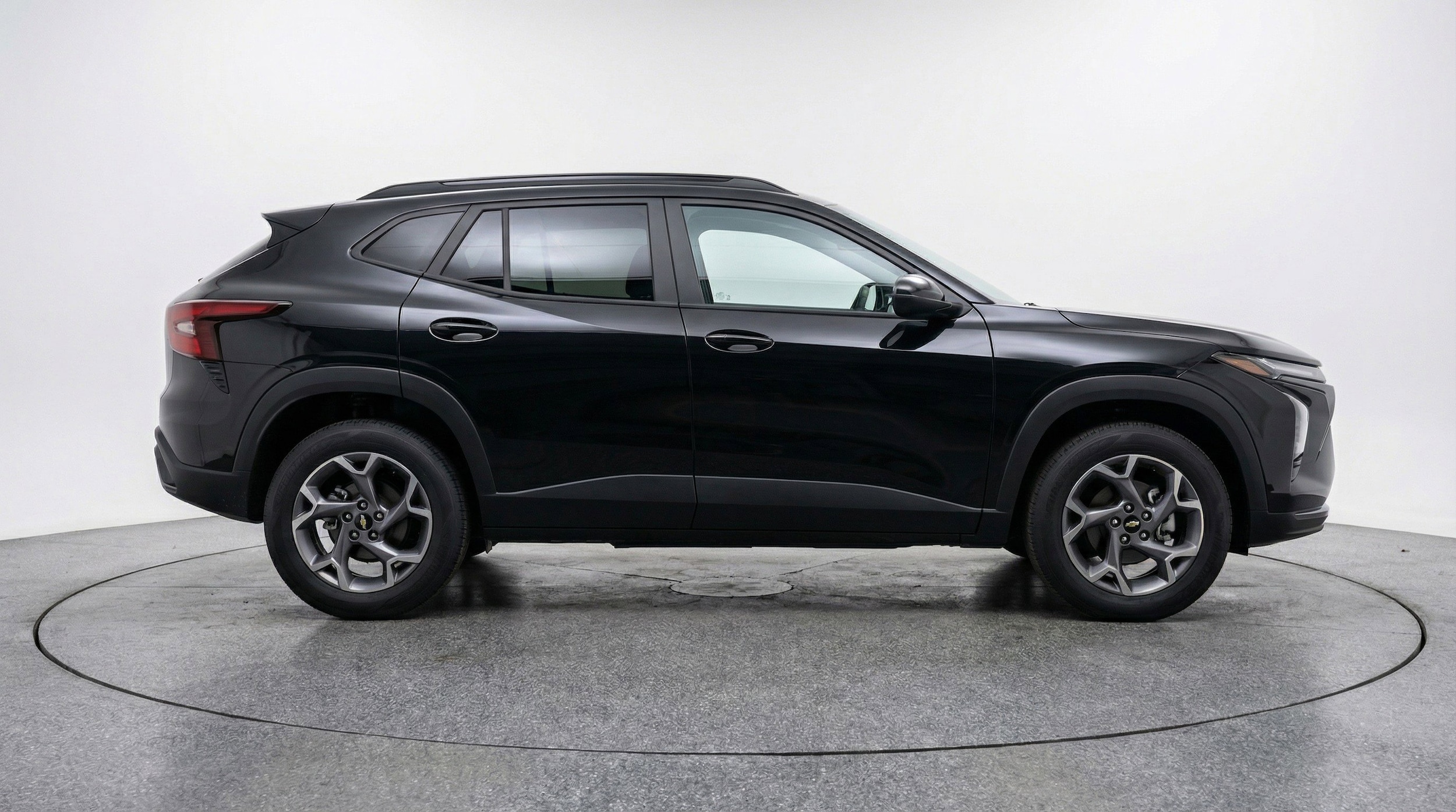 Thumbnail: 2025 Chevrolet Trax - 11