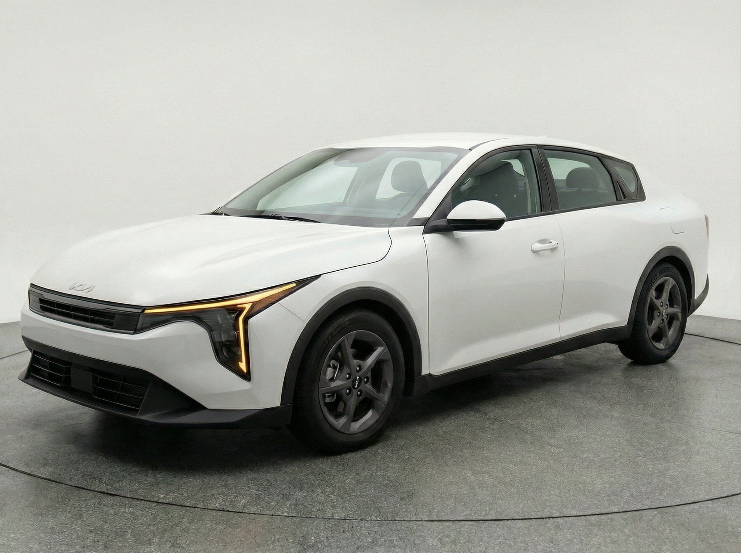 Thumbnail: 2025 Kia K4 - 3