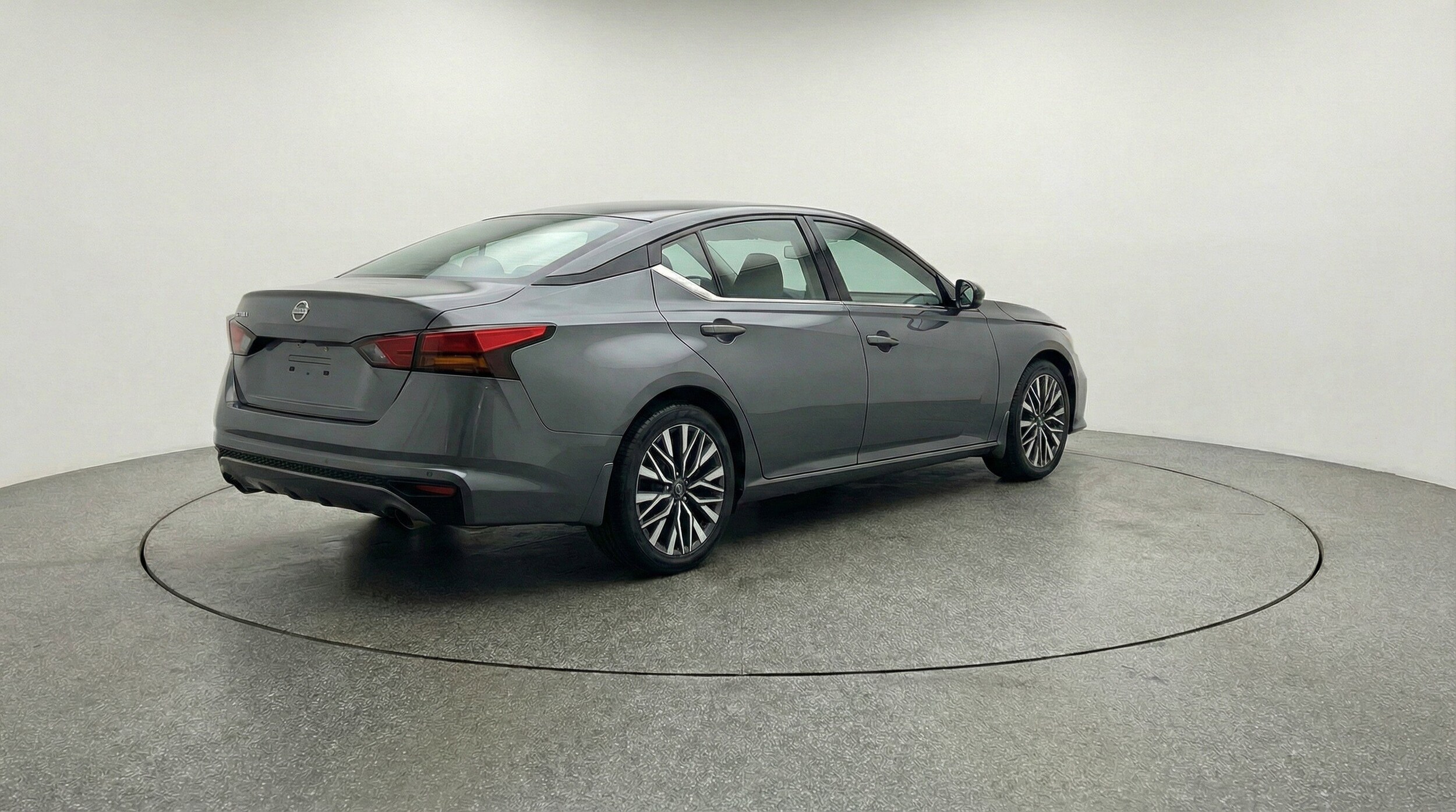 Thumbnail: 2025 Nissan Altima - 9