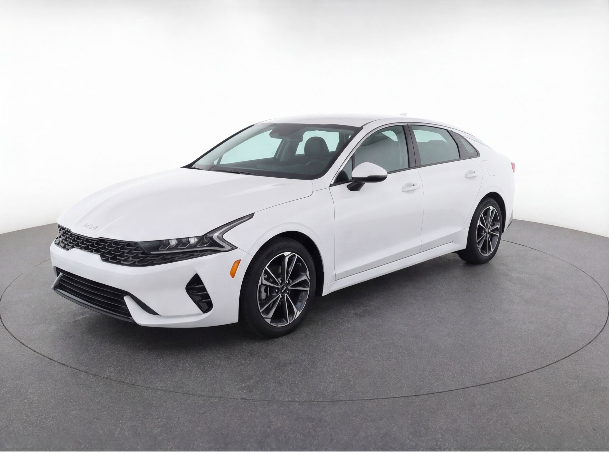 Thumbnail: 2023 Kia Forte - 3