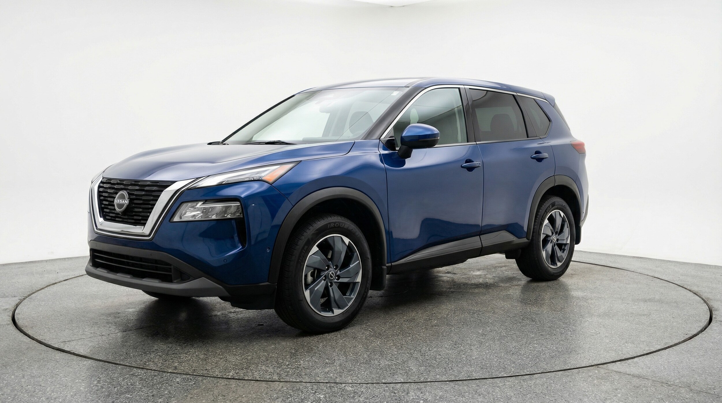 Thumbnail: 2025 Nissan Rogue - 3