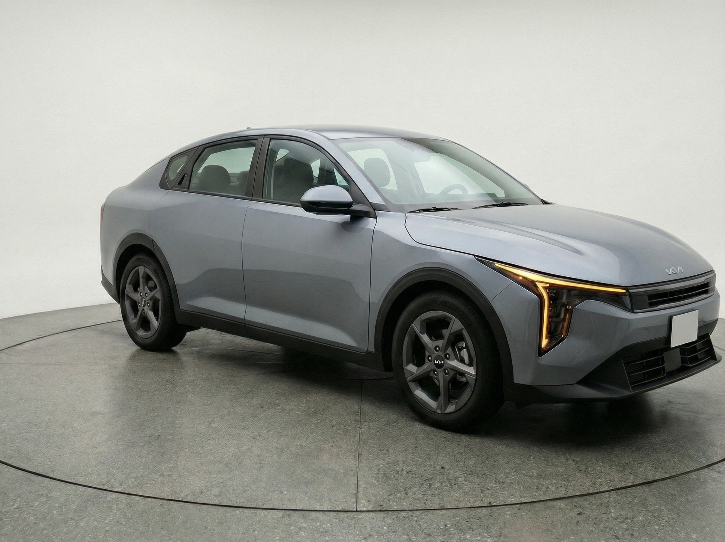 Thumbnail: 2025 Kia K4 - 1