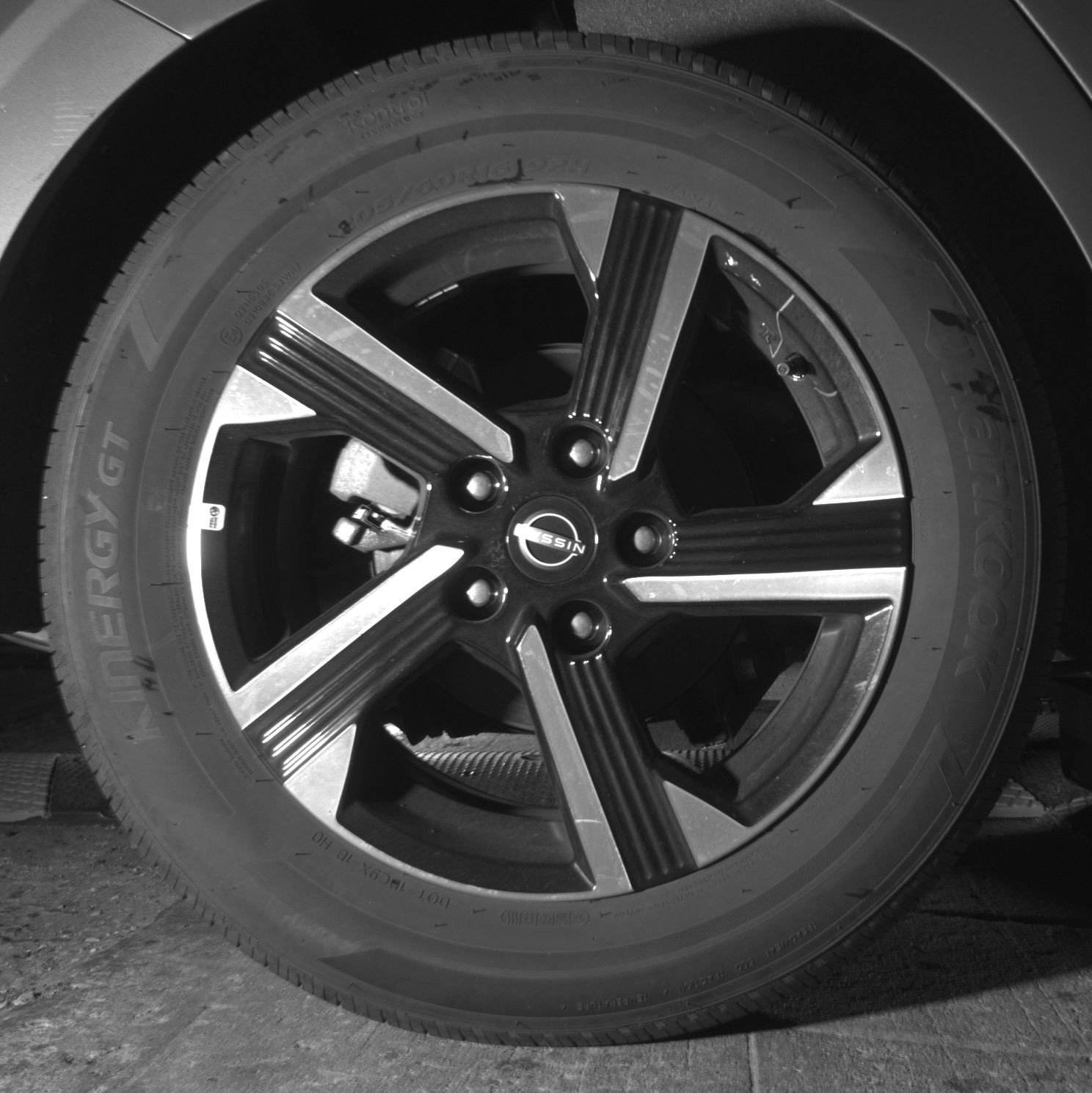 Thumbnail: 2025 Nissan Sentra - 15