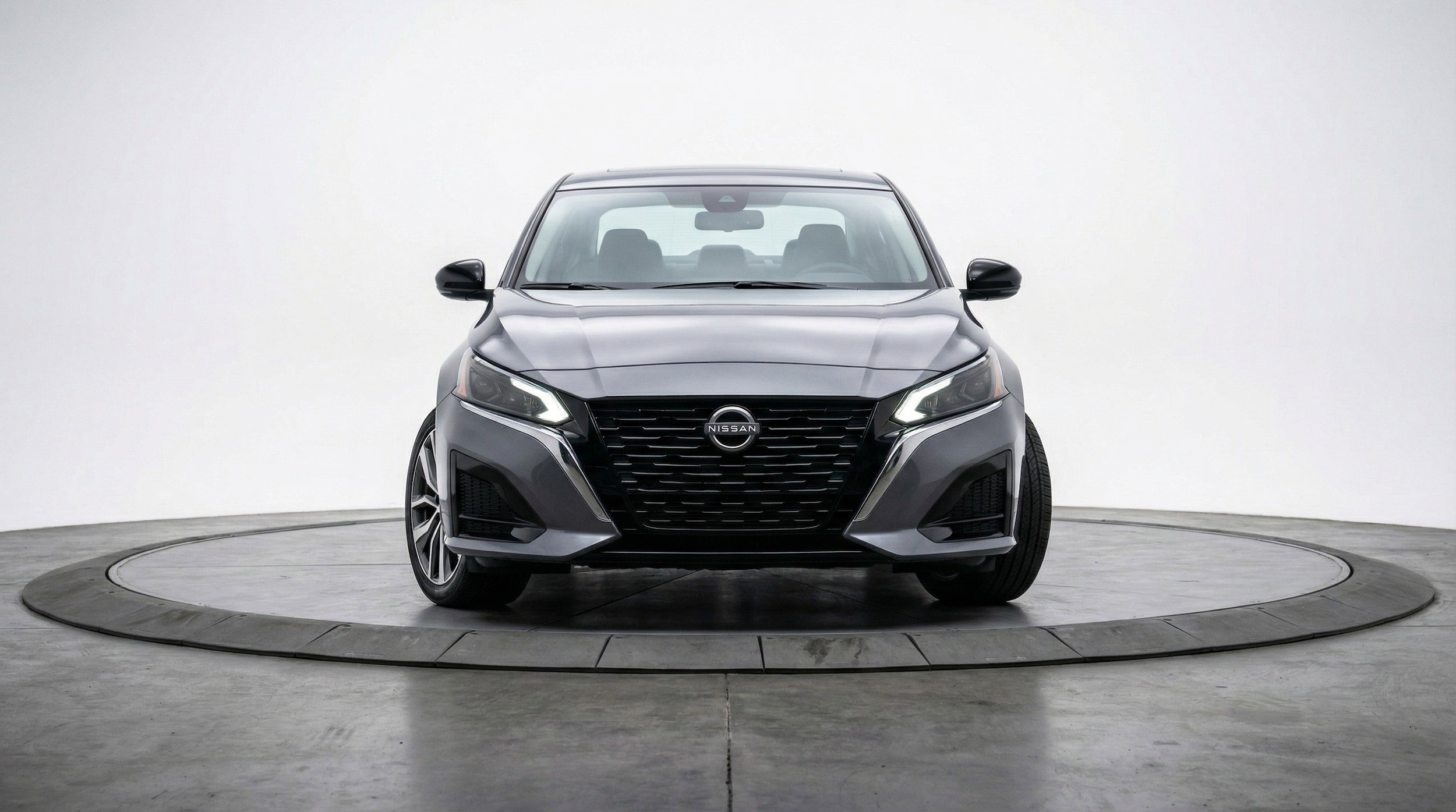 Thumbnail: 2025 Nissan Altima - 2