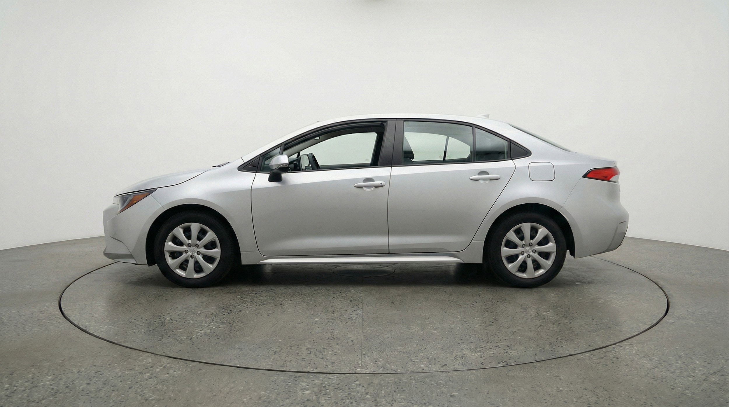 Thumbnail: 2025 Toyota Corolla - 5