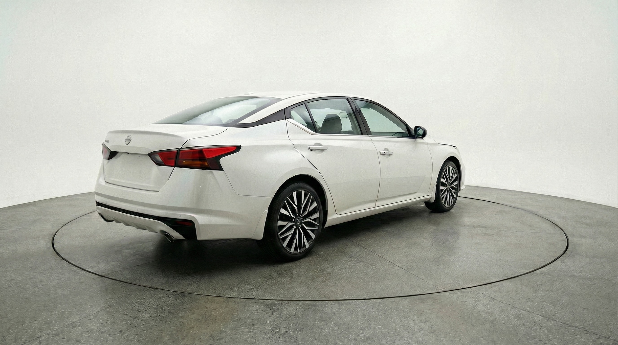 Thumbnail: 2025 Nissan Altima - 7