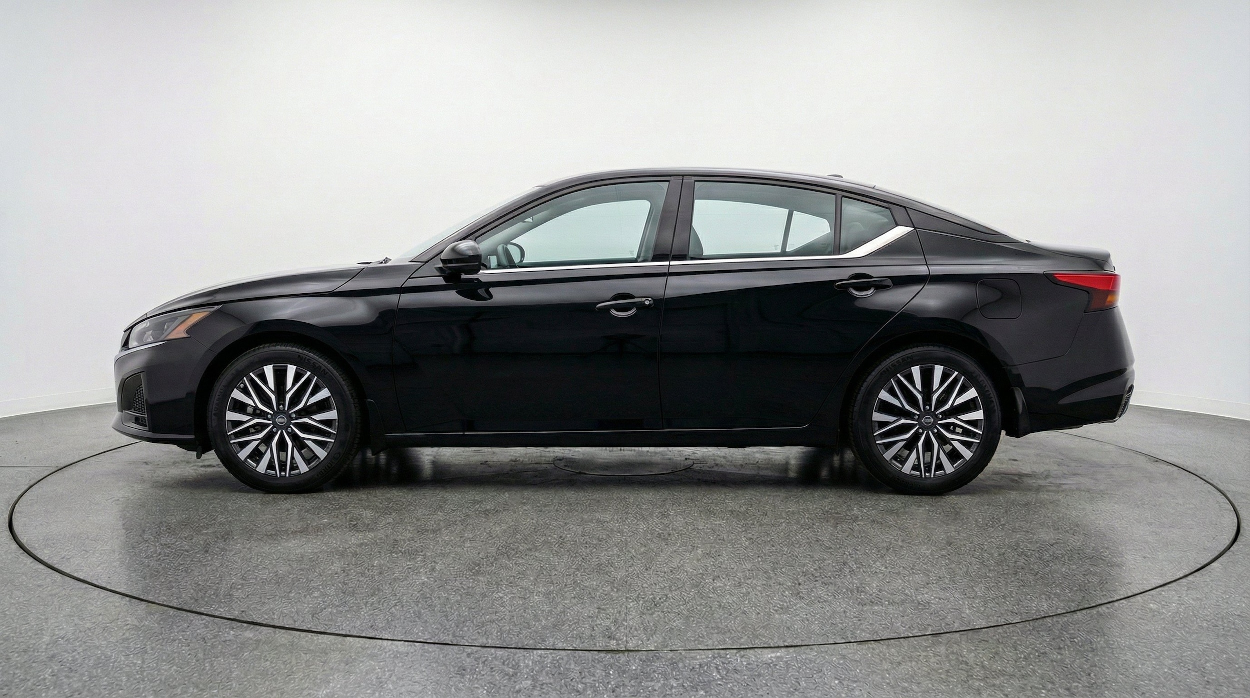Thumbnail: 2026 Nissan Altima - 5