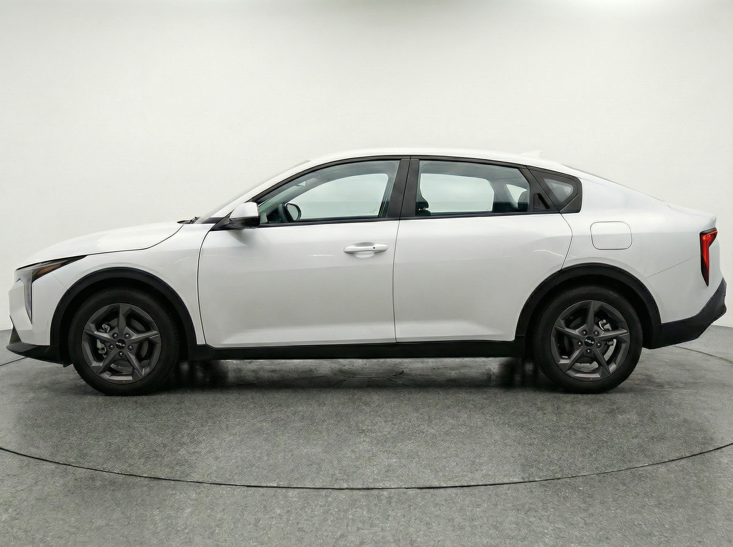 Thumbnail: 2025 Kia K4 - 4