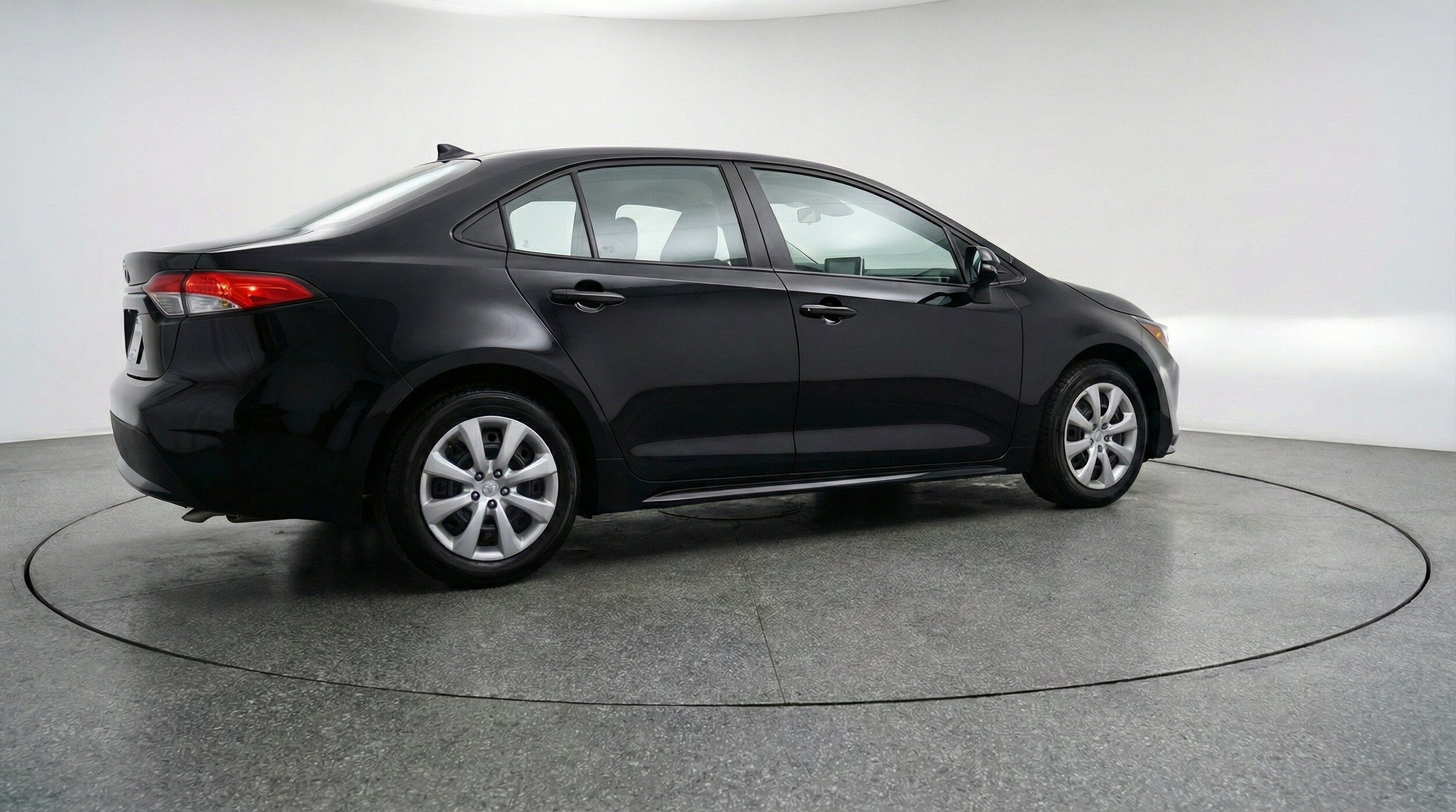 Thumbnail: 2025 Toyota Corolla - 9