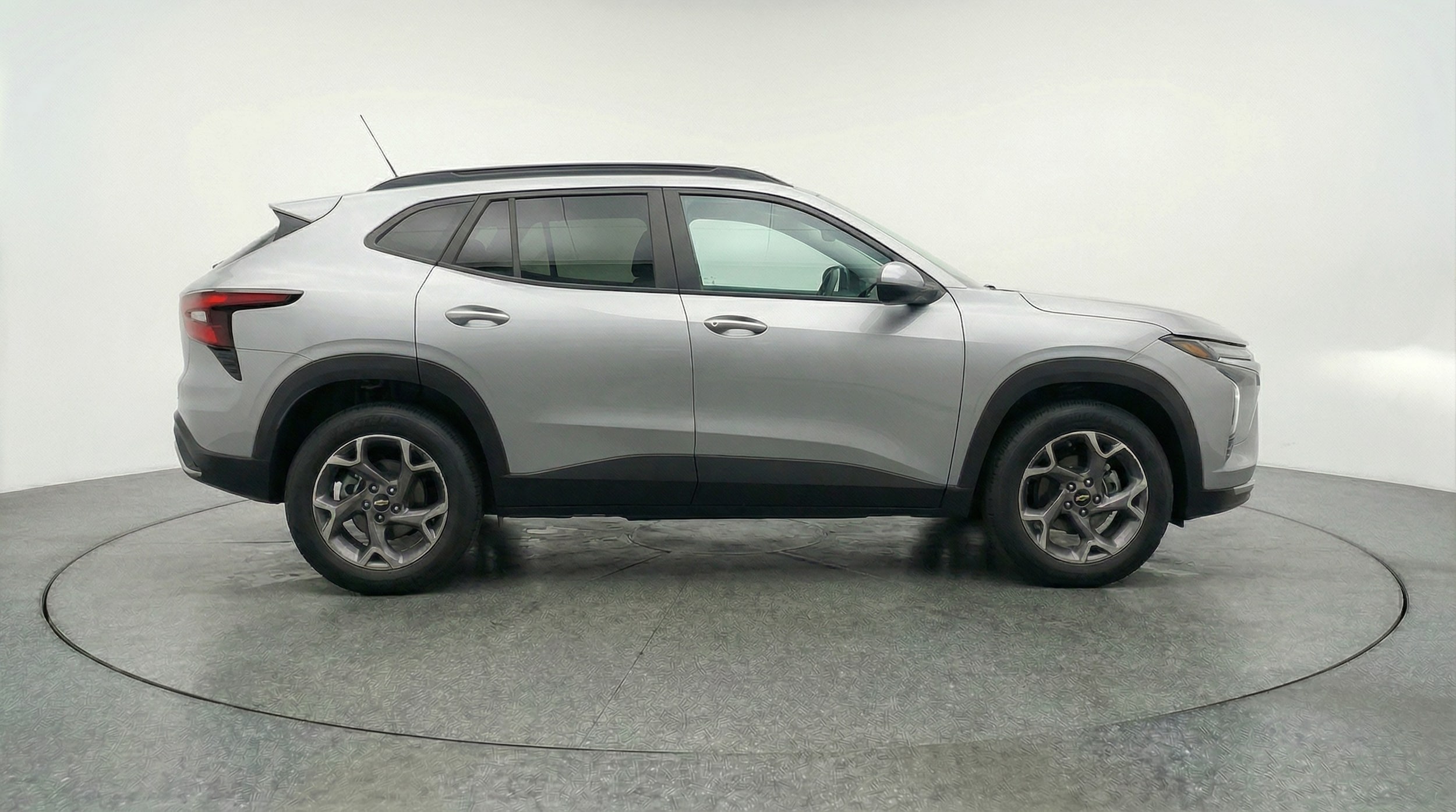 Thumbnail: 2025 Chevrolet Trax - 8