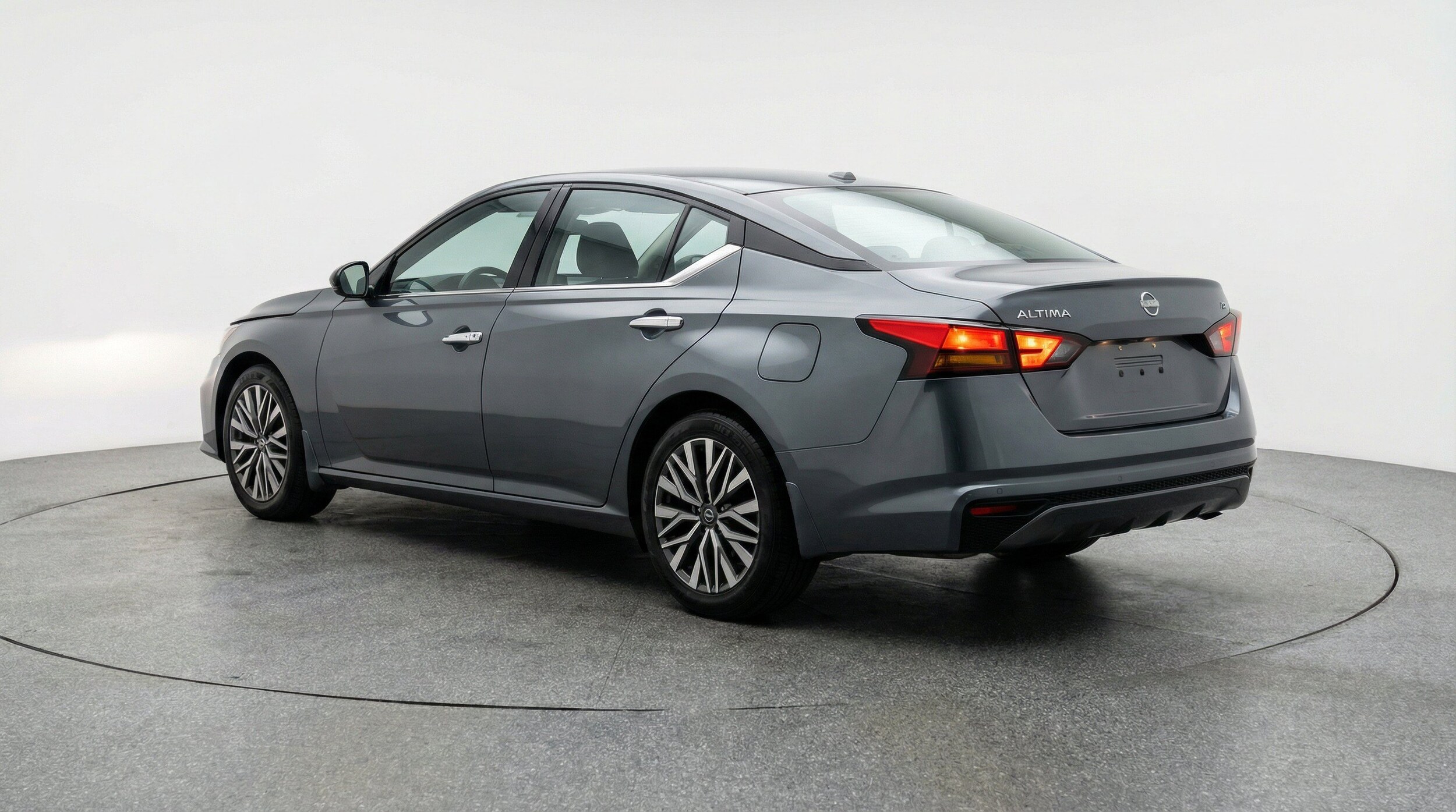 Thumbnail: 2025 Nissan Altima - 6