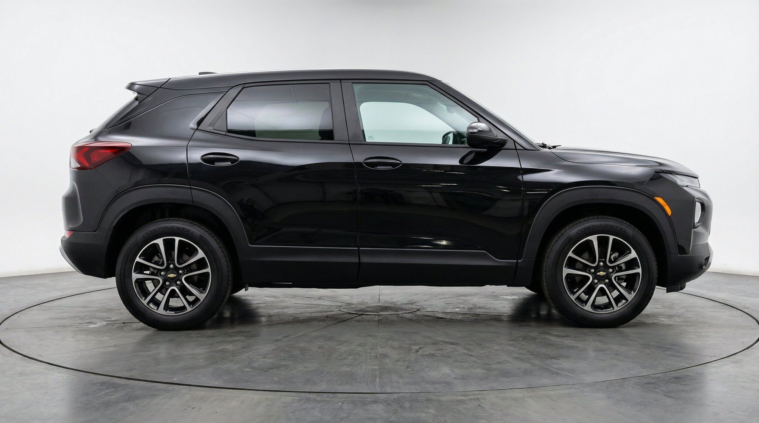 Thumbnail: 2025 Chevrolet TrailBlazer - 11