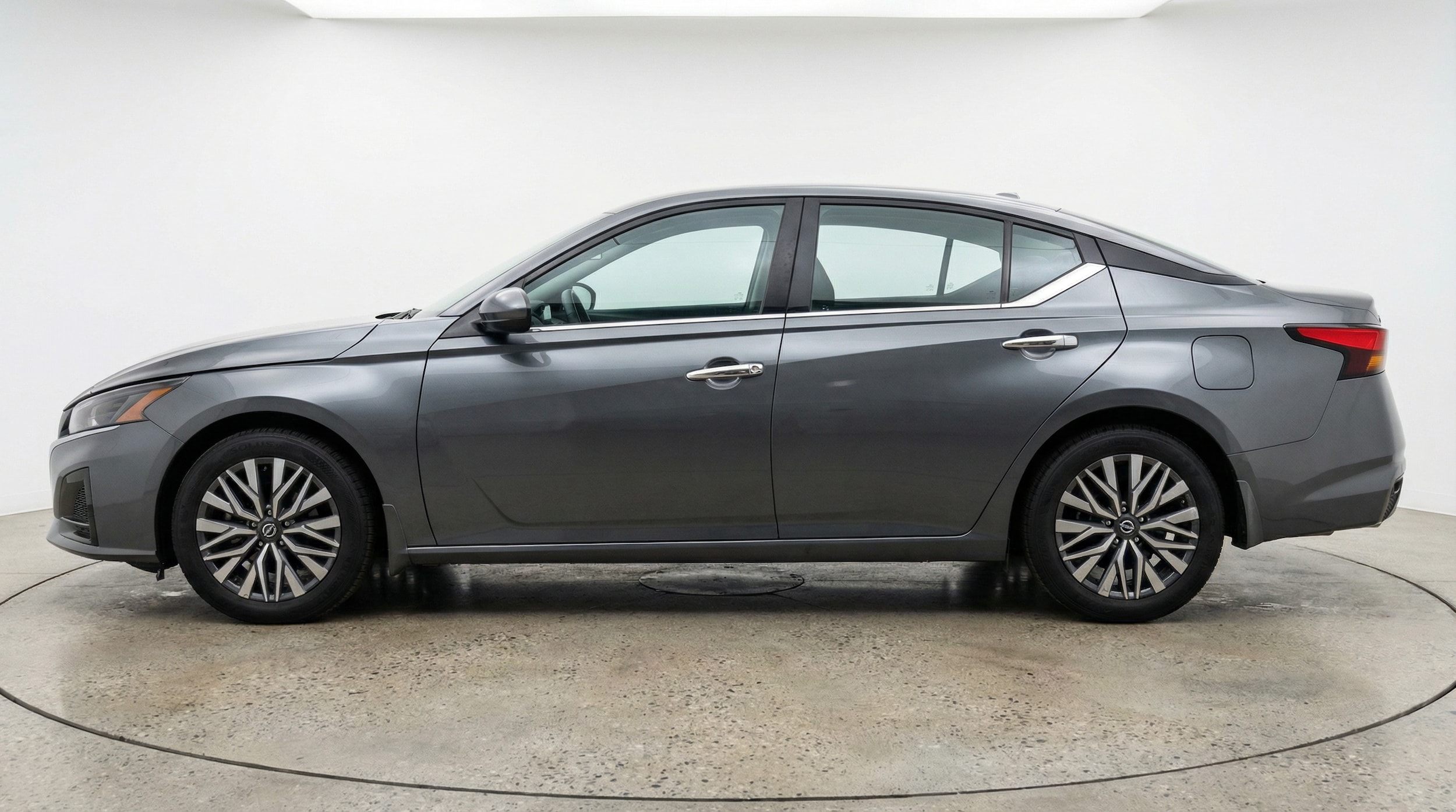 Thumbnail: 2025 Nissan Altima - 4