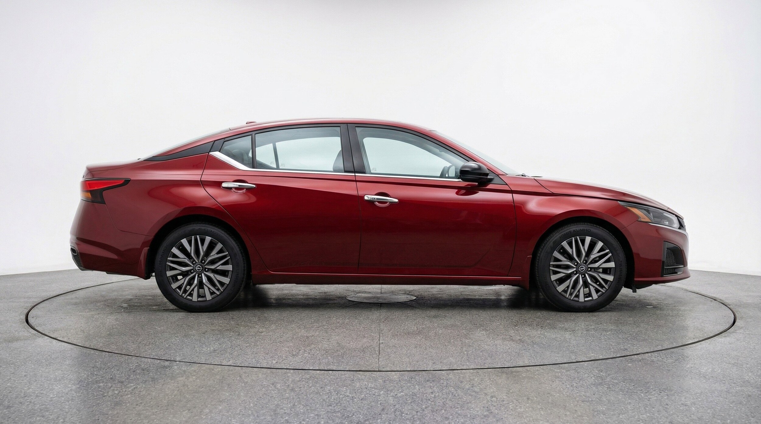 Thumbnail: 2025 Nissan Altima - 11