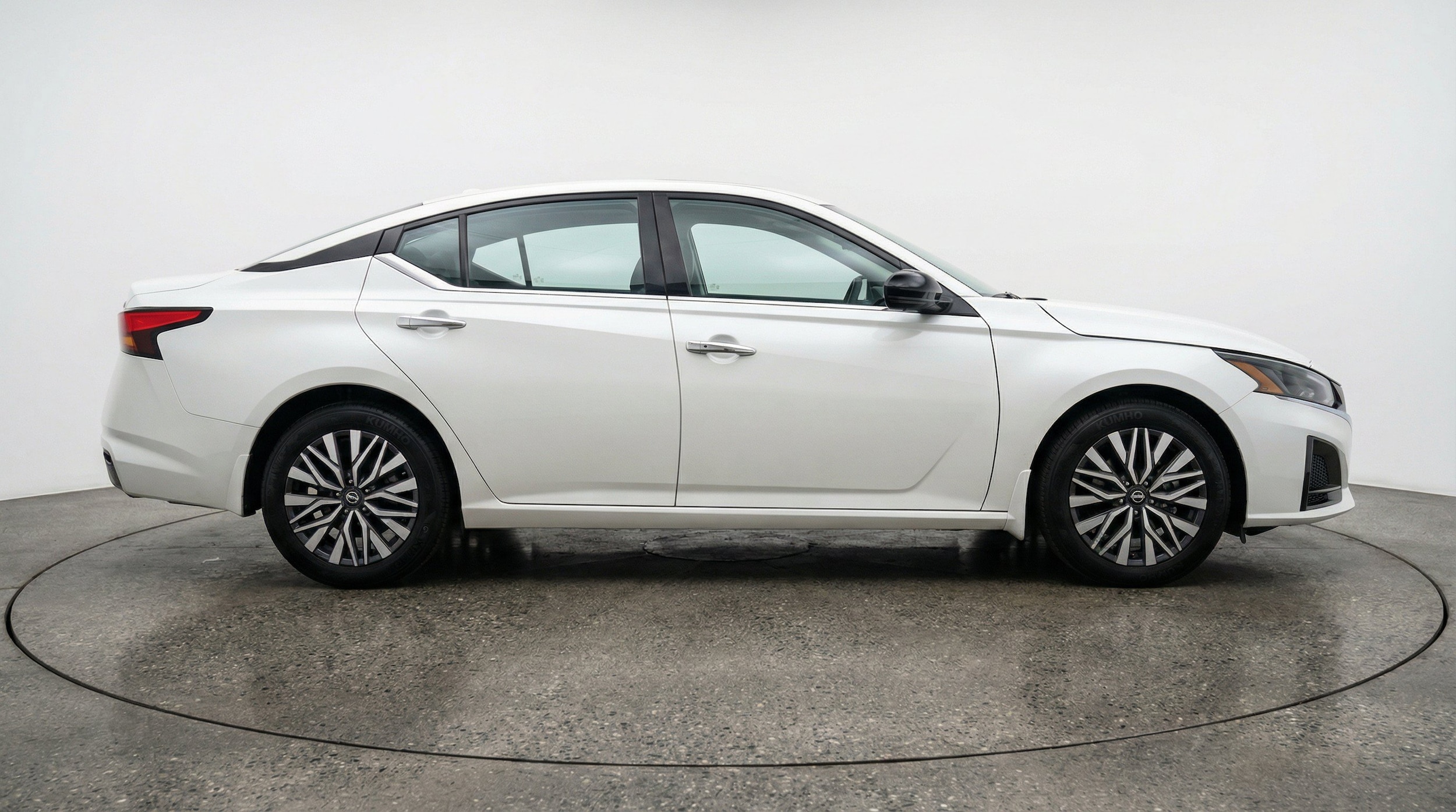 Thumbnail: 2025 Nissan Altima - 11