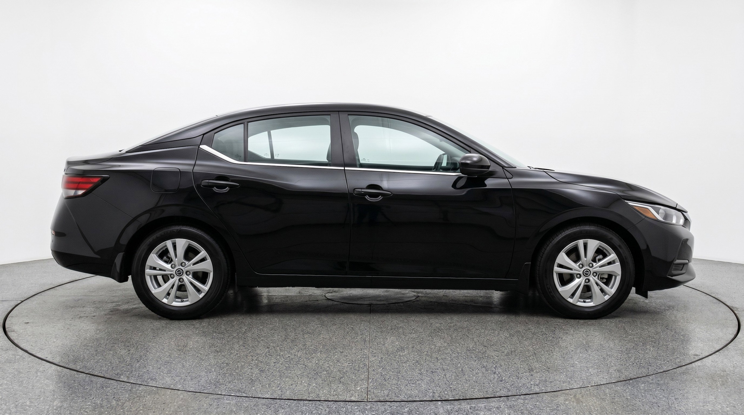 Thumbnail: 2024 Nissan Sentra - 11