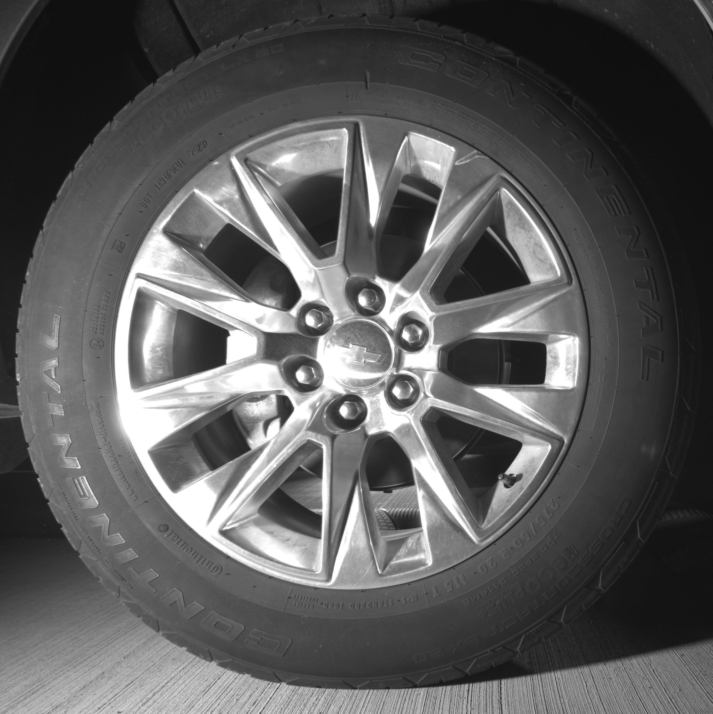 Thumbnail: 2023 Chevrolet Suburban - 13