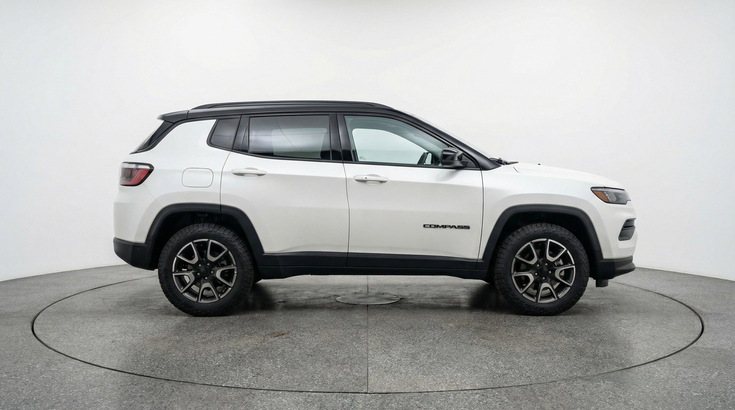 Thumbnail: 2025 Jeep Compass - 11