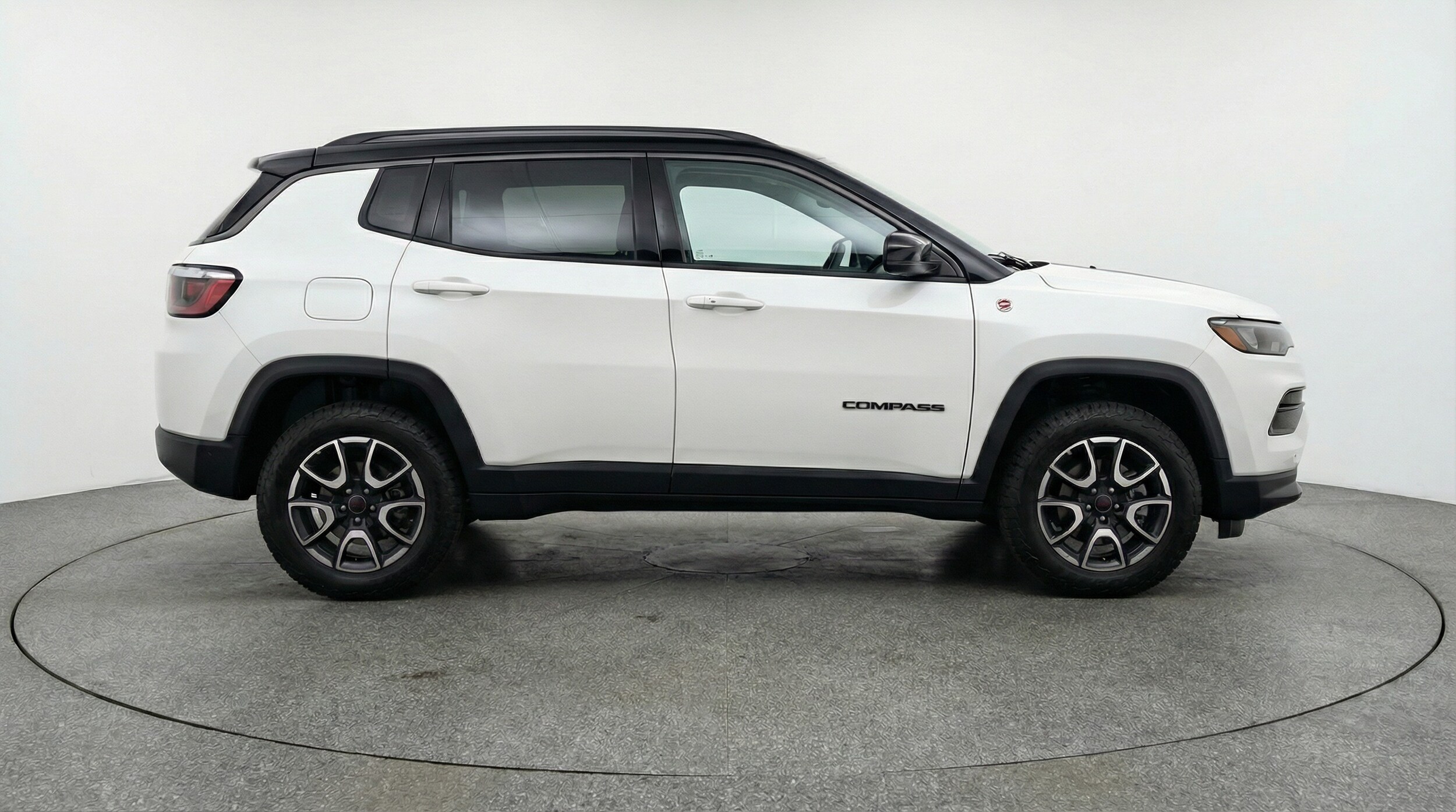 Thumbnail: 2025 Jeep Compass - 8