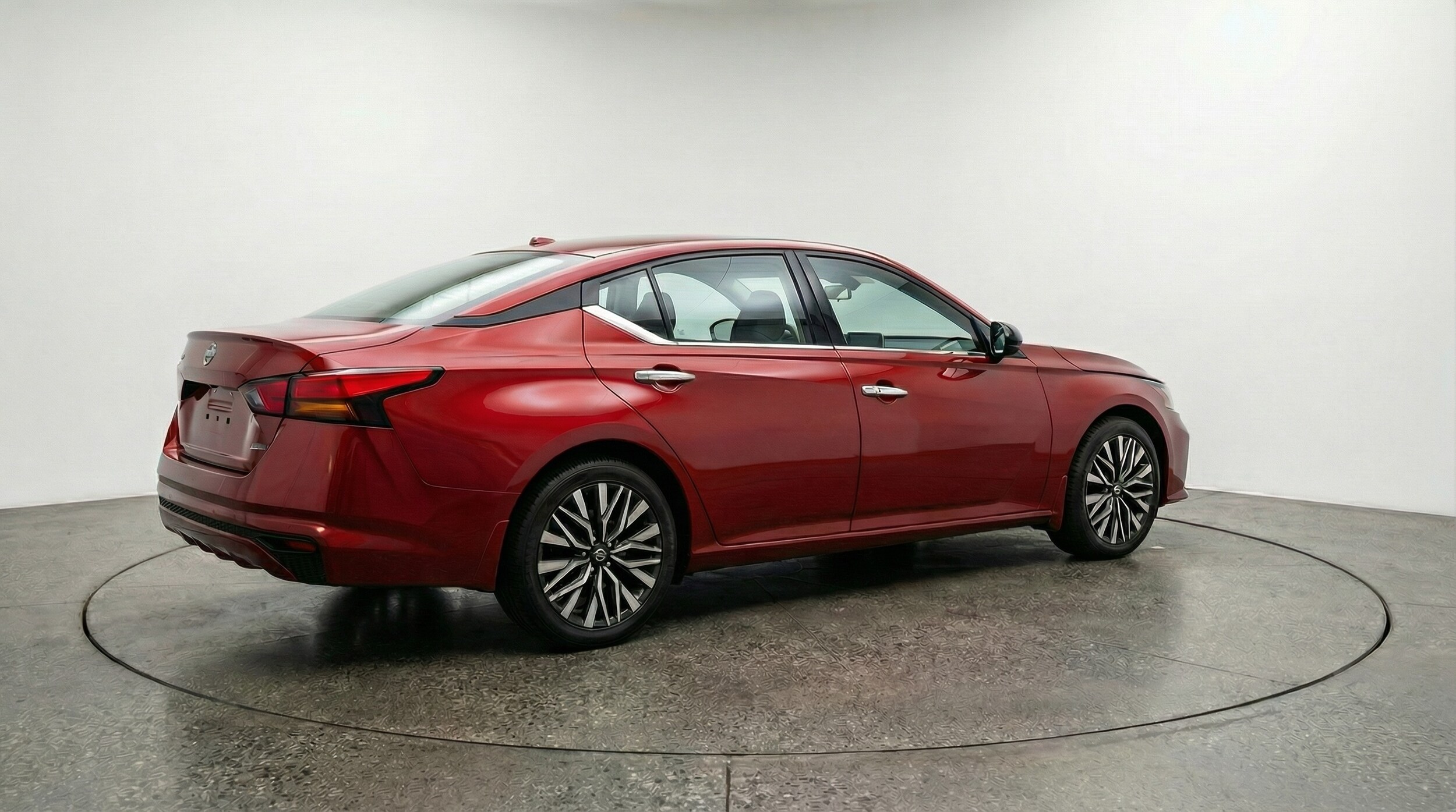 Thumbnail: 2025 Nissan Altima - 7