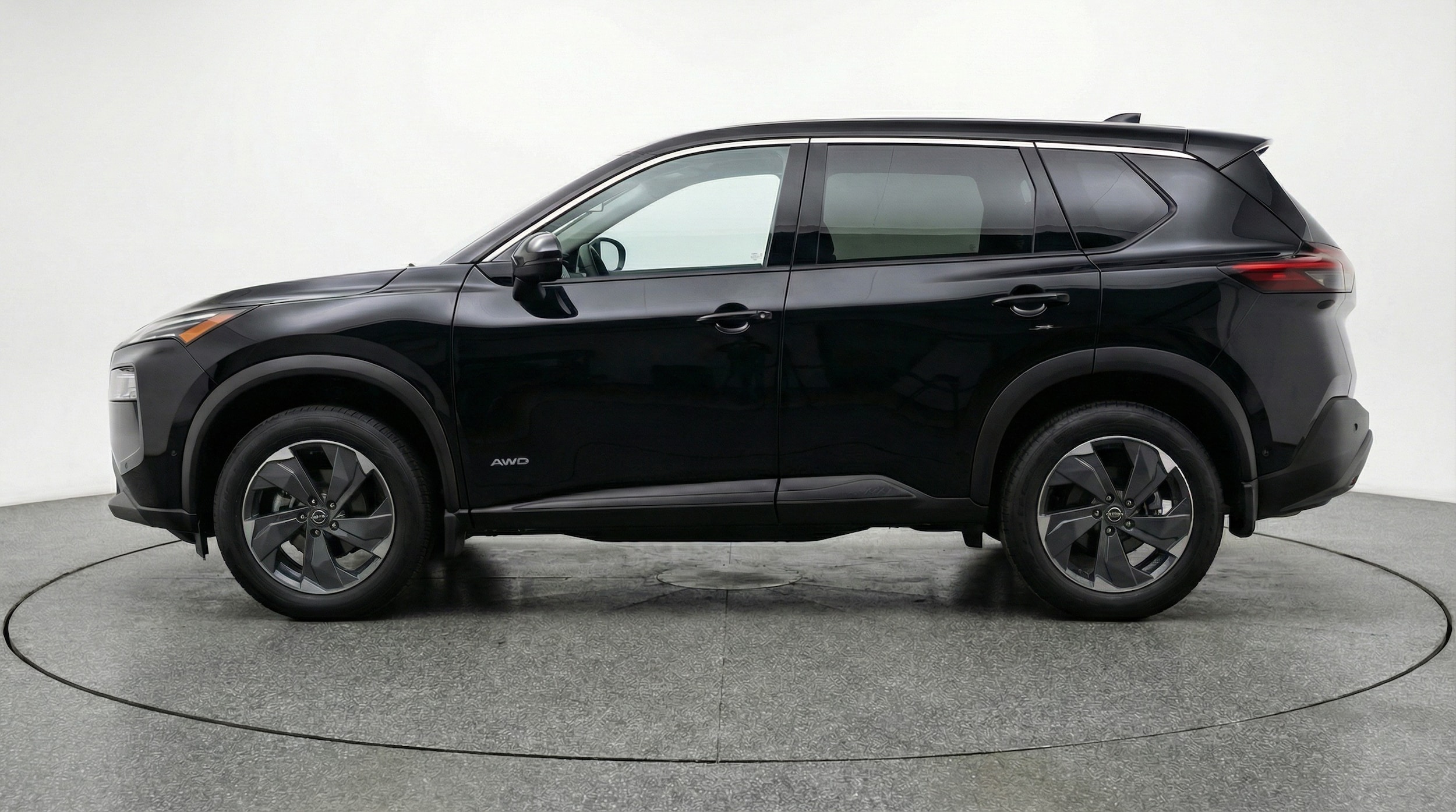 Thumbnail: 2025 Nissan Rogue - 4