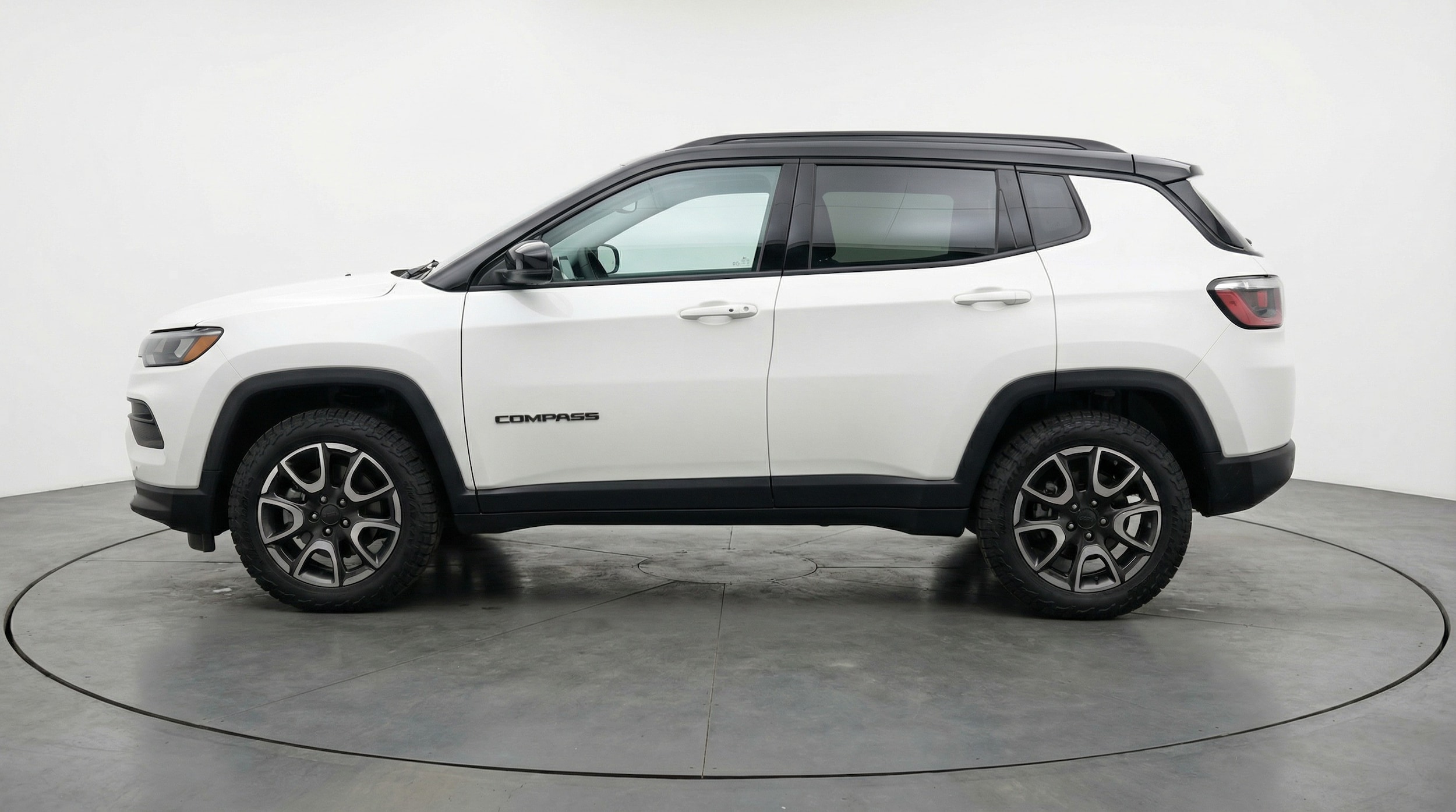 Thumbnail: 2025 Jeep Compass - 4