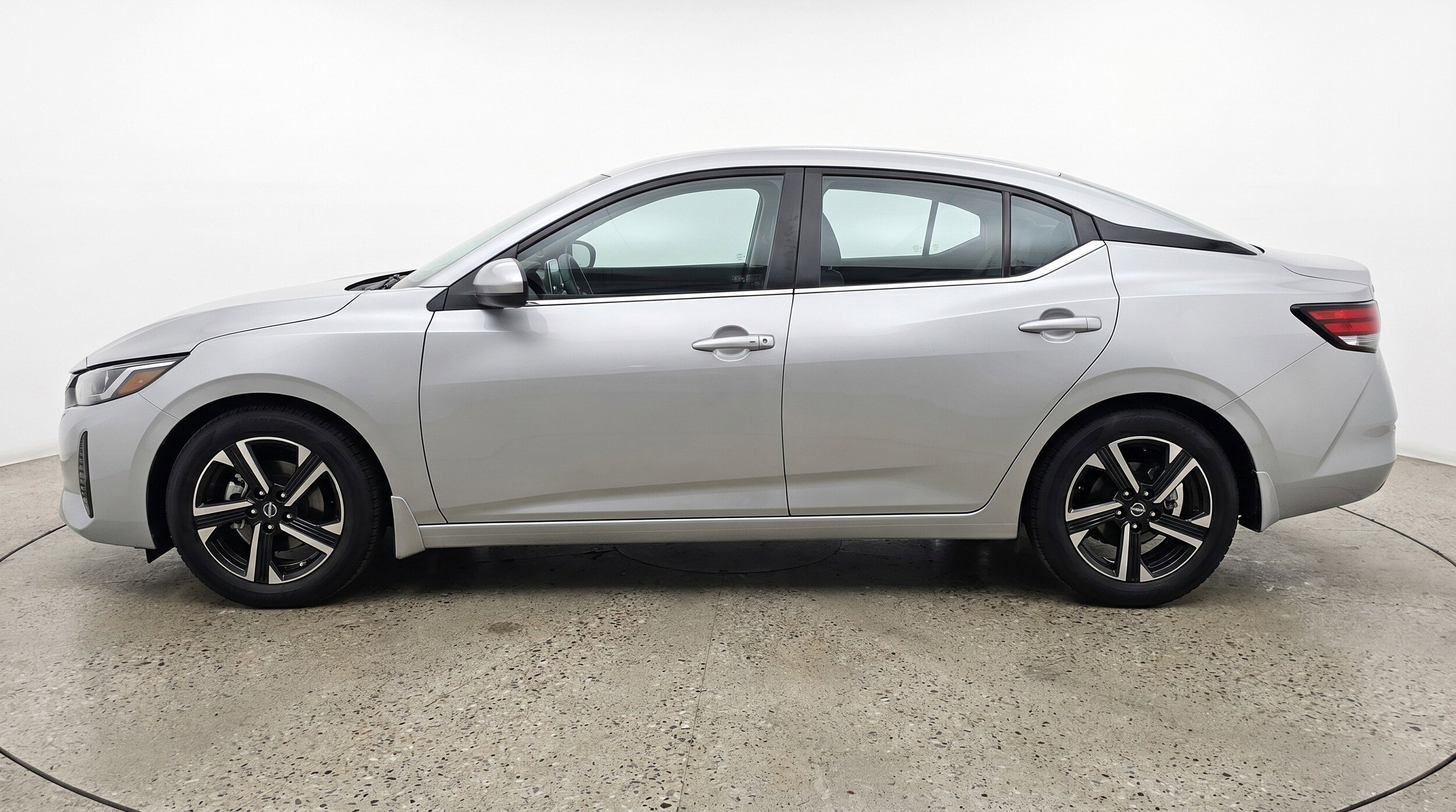 Thumbnail: 2025 Nissan Sentra - 5
