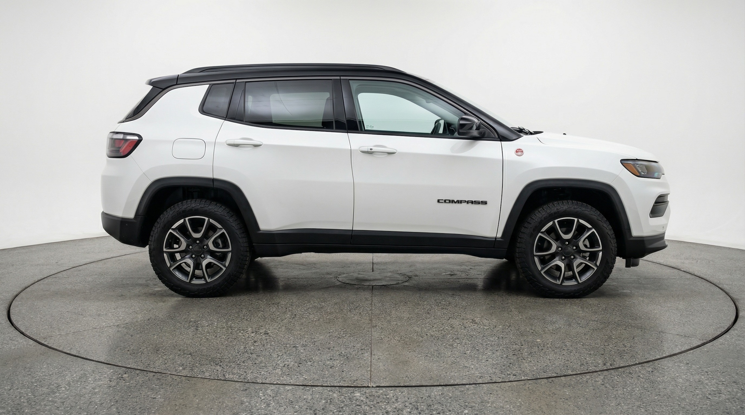 Thumbnail: 2025 Jeep Compass - 8