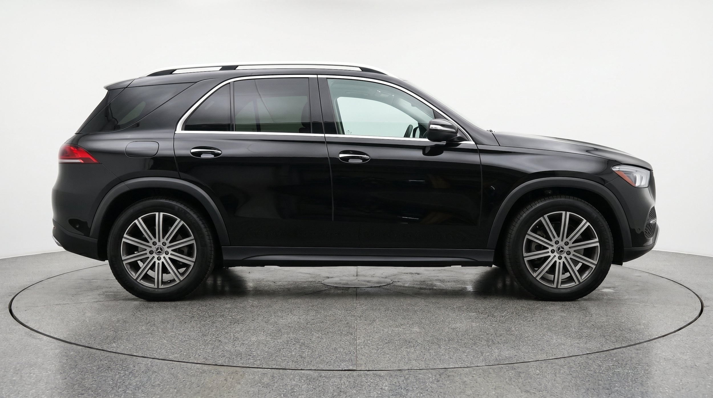 Thumbnail: 2026 Mercedes-Benz GLE - 11