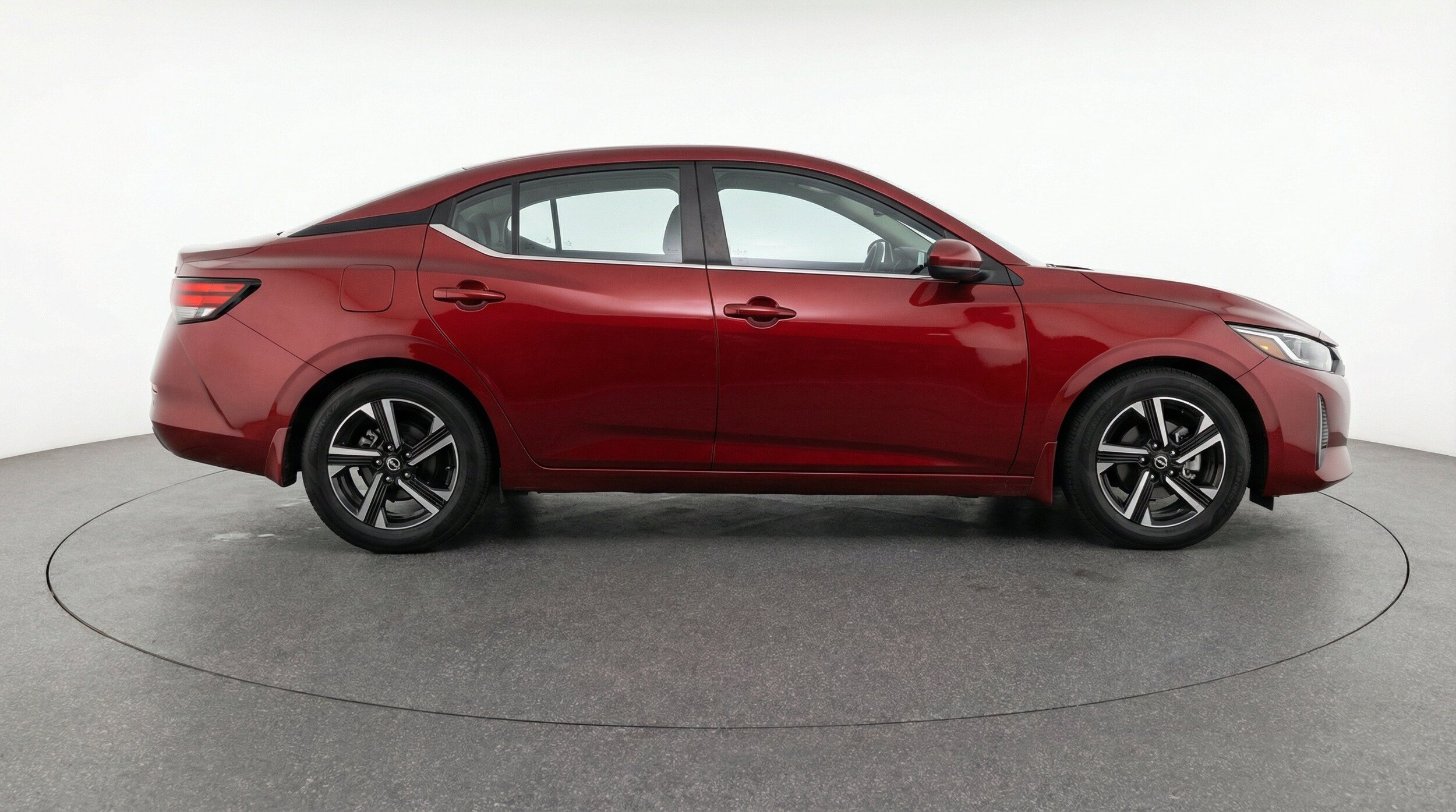 Thumbnail: 2025 Nissan Sentra - 11