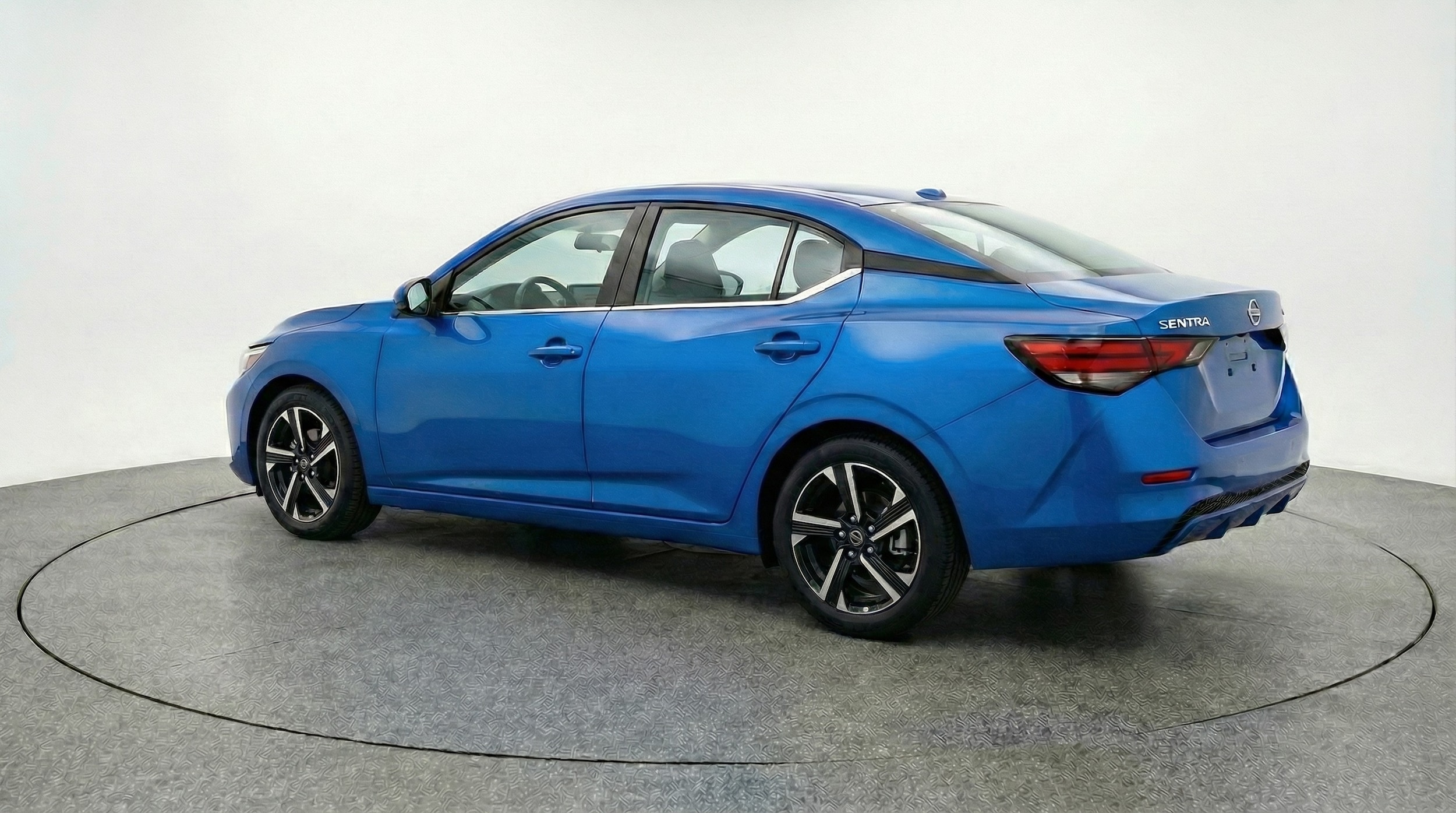 Thumbnail: 2025 Nissan Sentra - 5