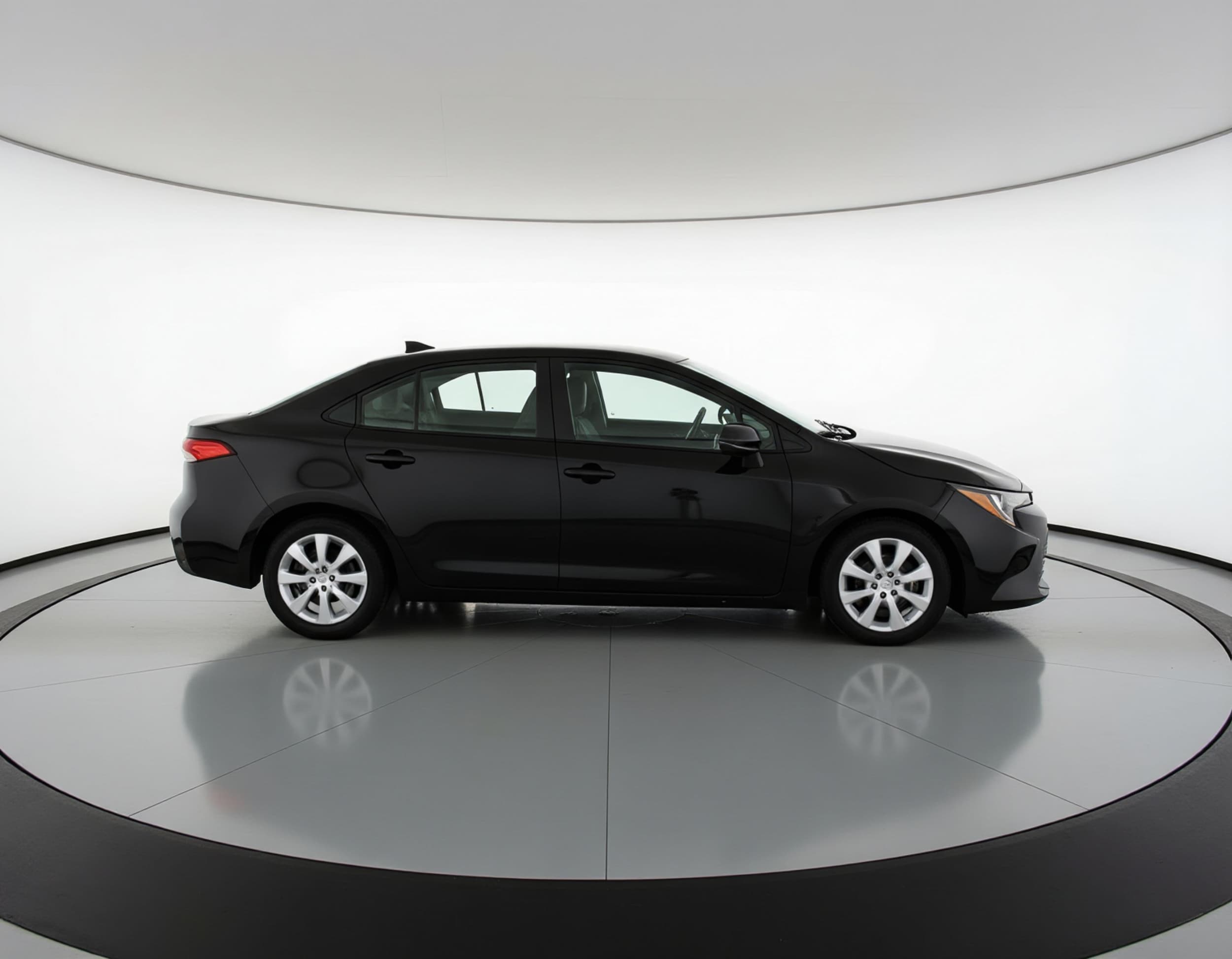 Thumbnail: 2025 Toyota Corolla - 8