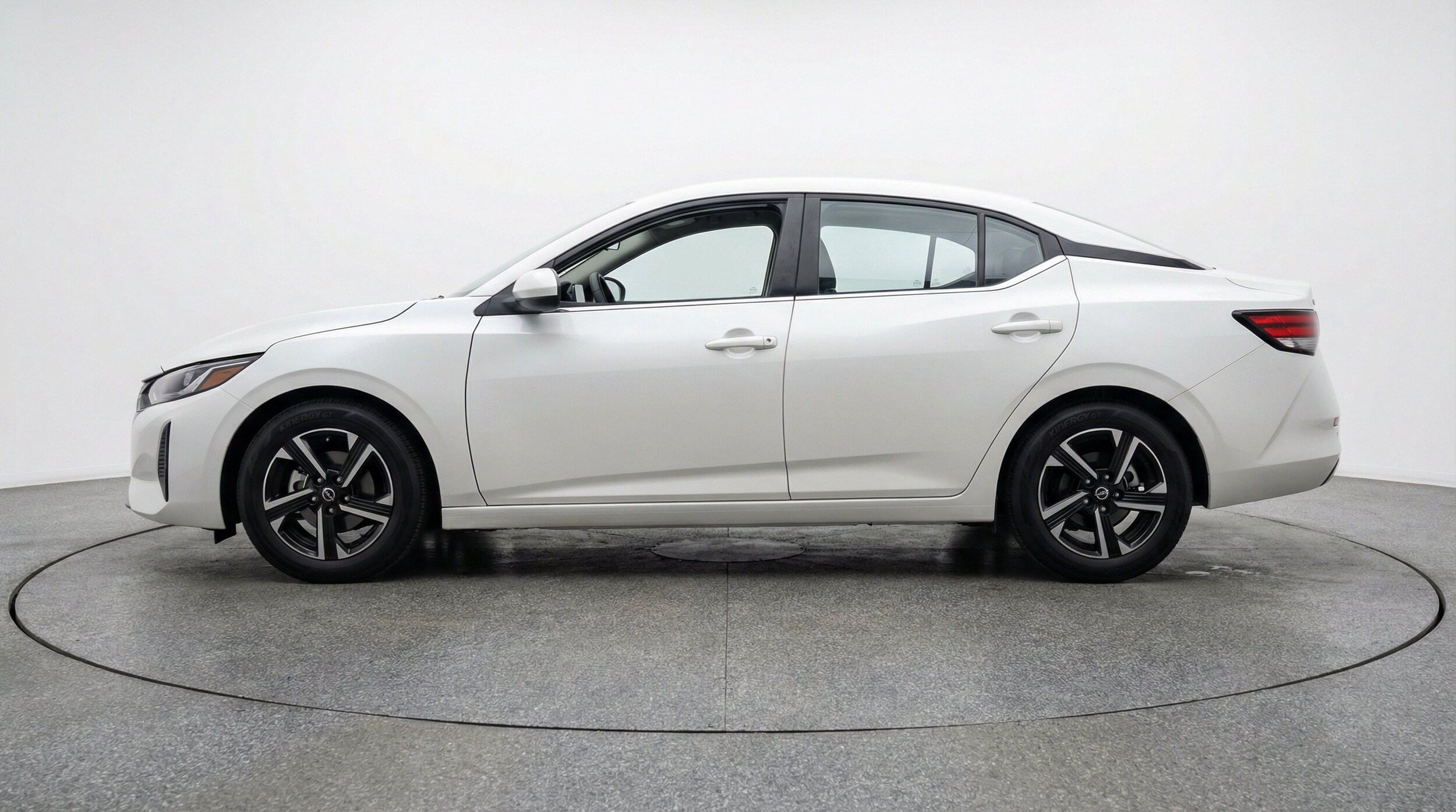 Thumbnail: 2025 Nissan Sentra - 5