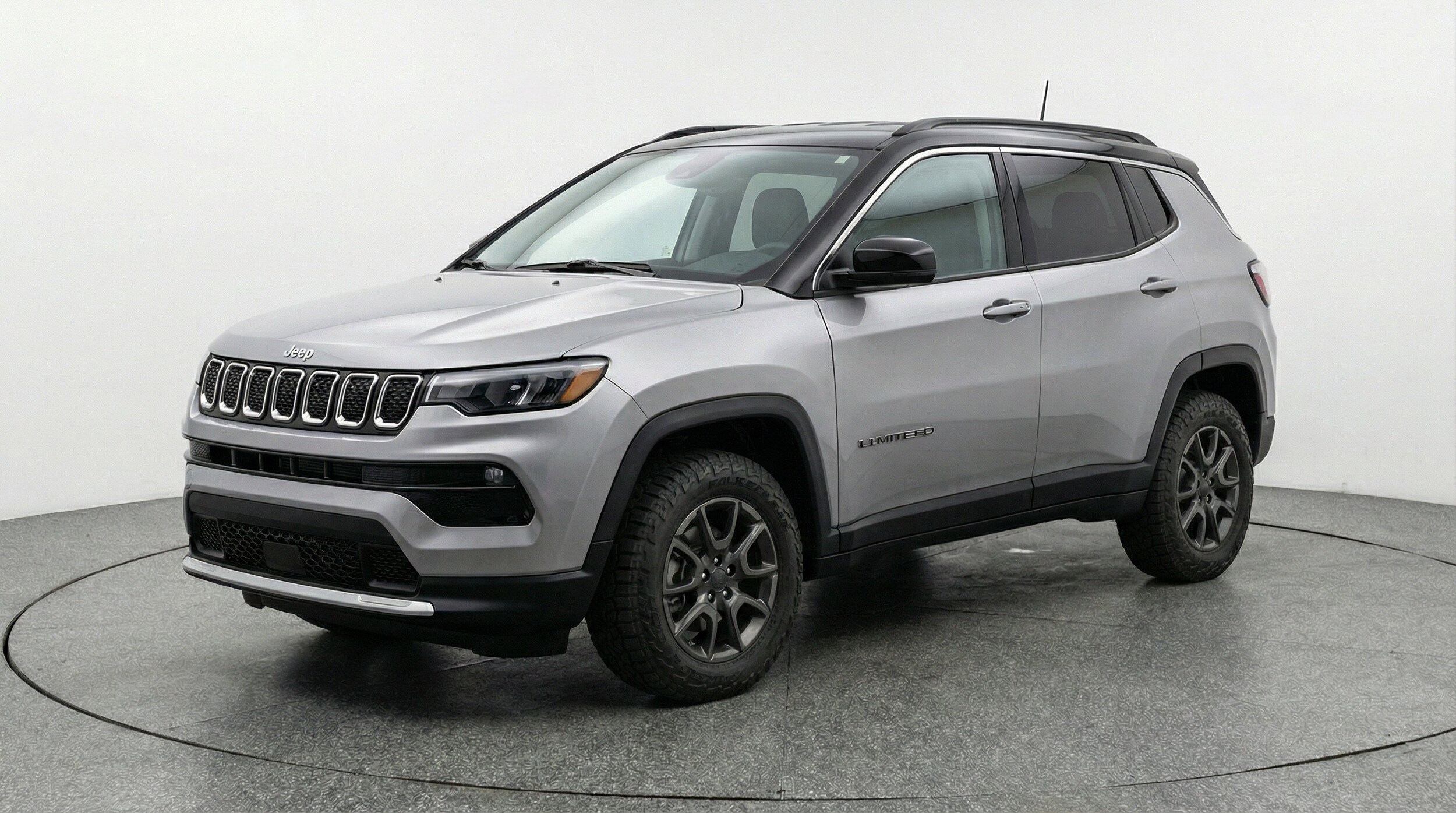 Thumbnail: 2025 Jeep Compass - 3