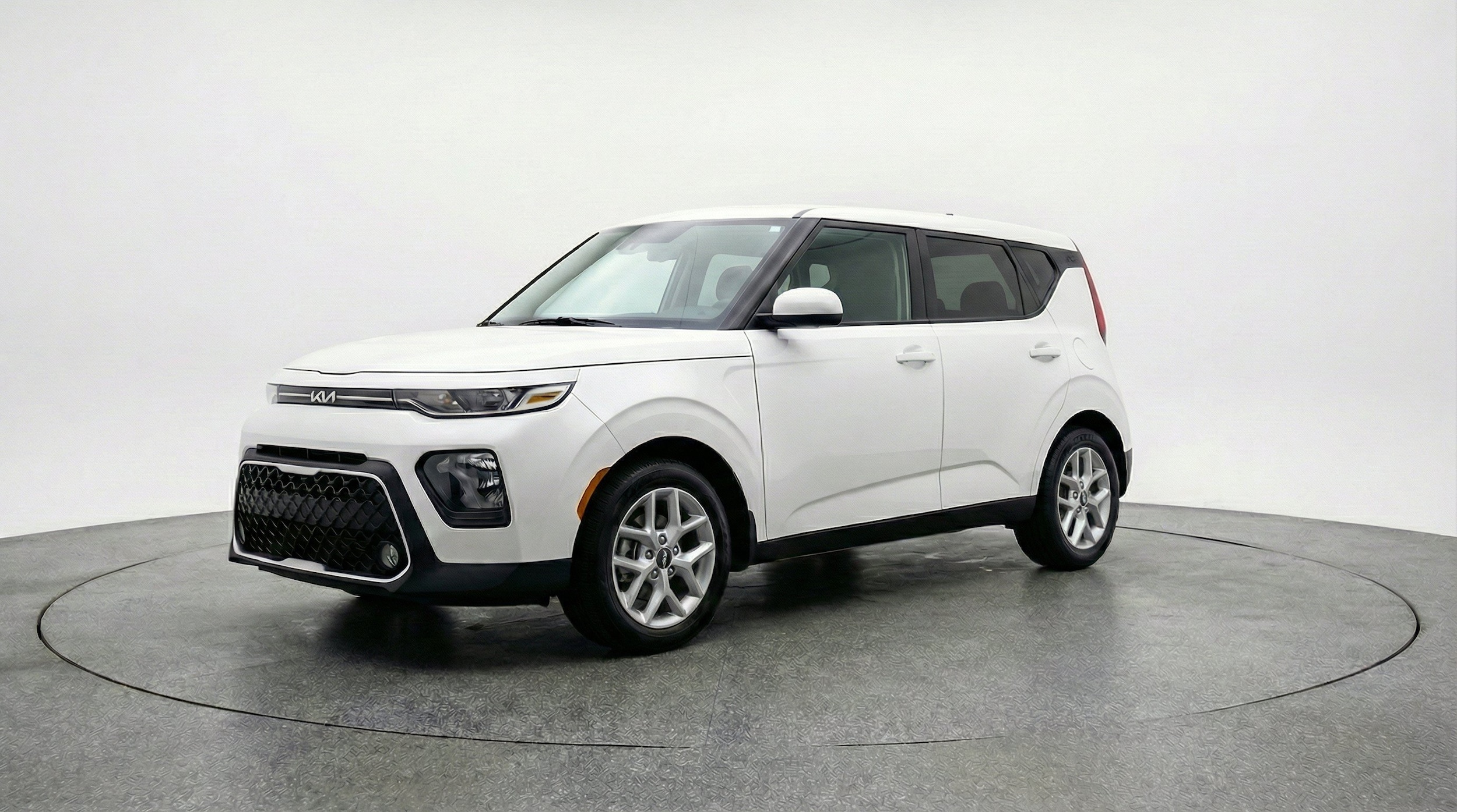 Thumbnail: 2025 Kia Soul - 3