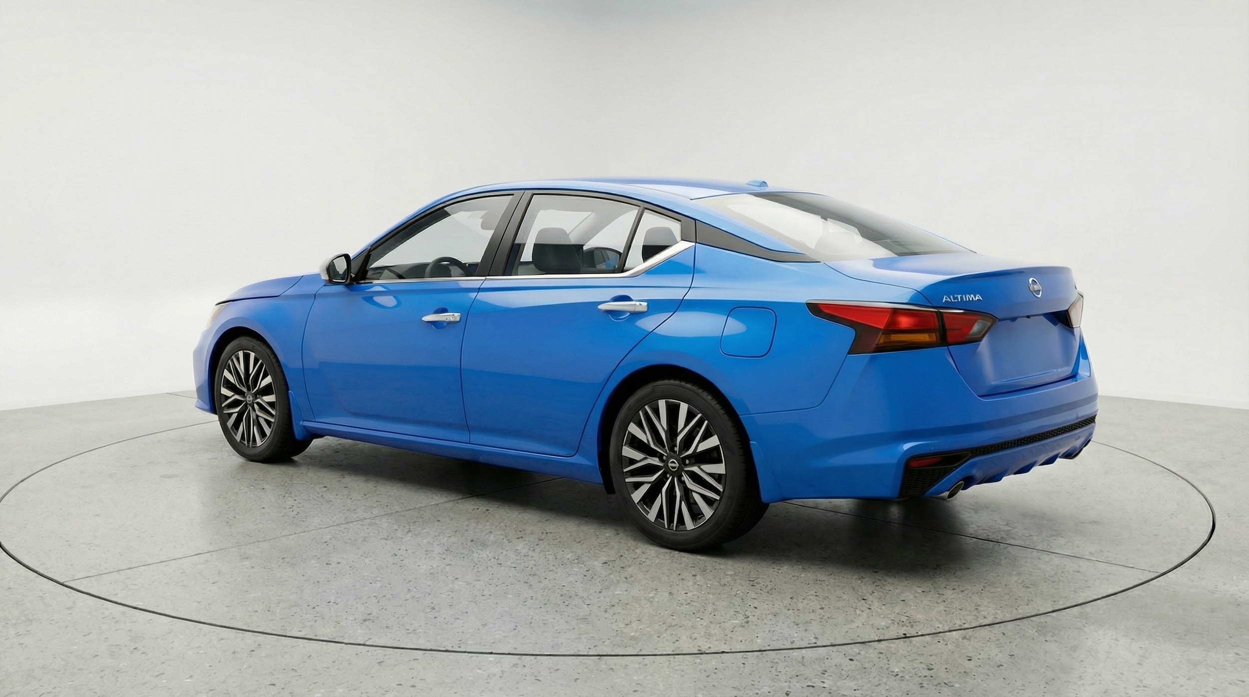 Thumbnail: 2025 Nissan Altima - 5