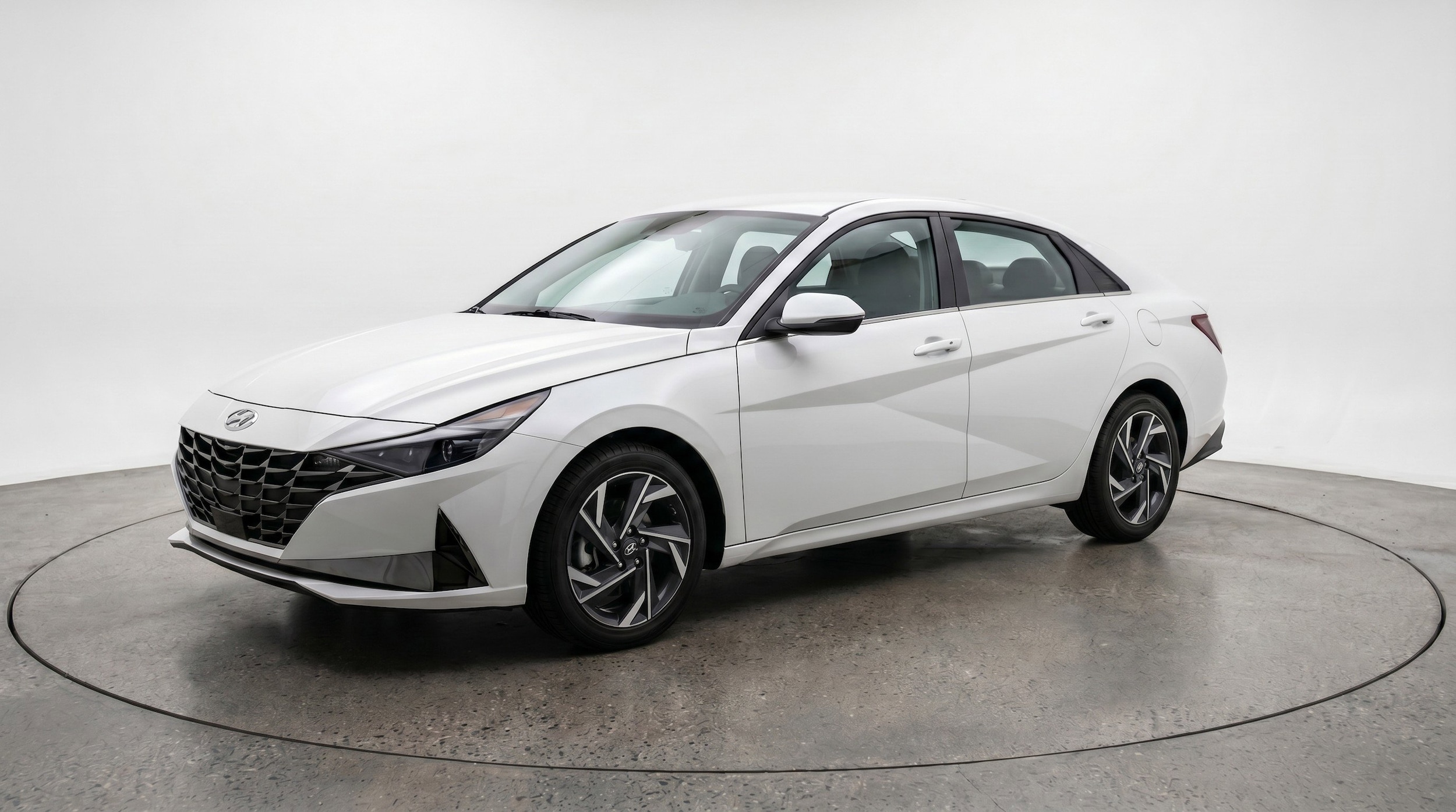 Thumbnail: 2025 Hyundai Elantra - 3