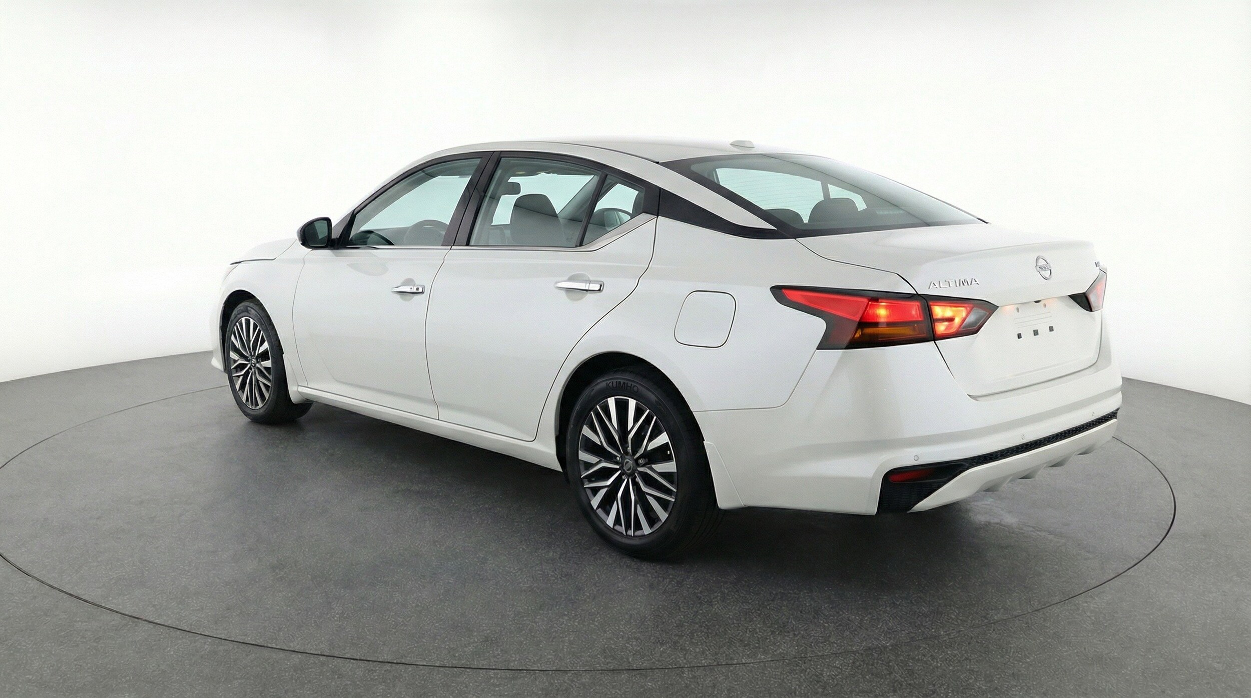 Thumbnail: 2025 Nissan Altima - 6