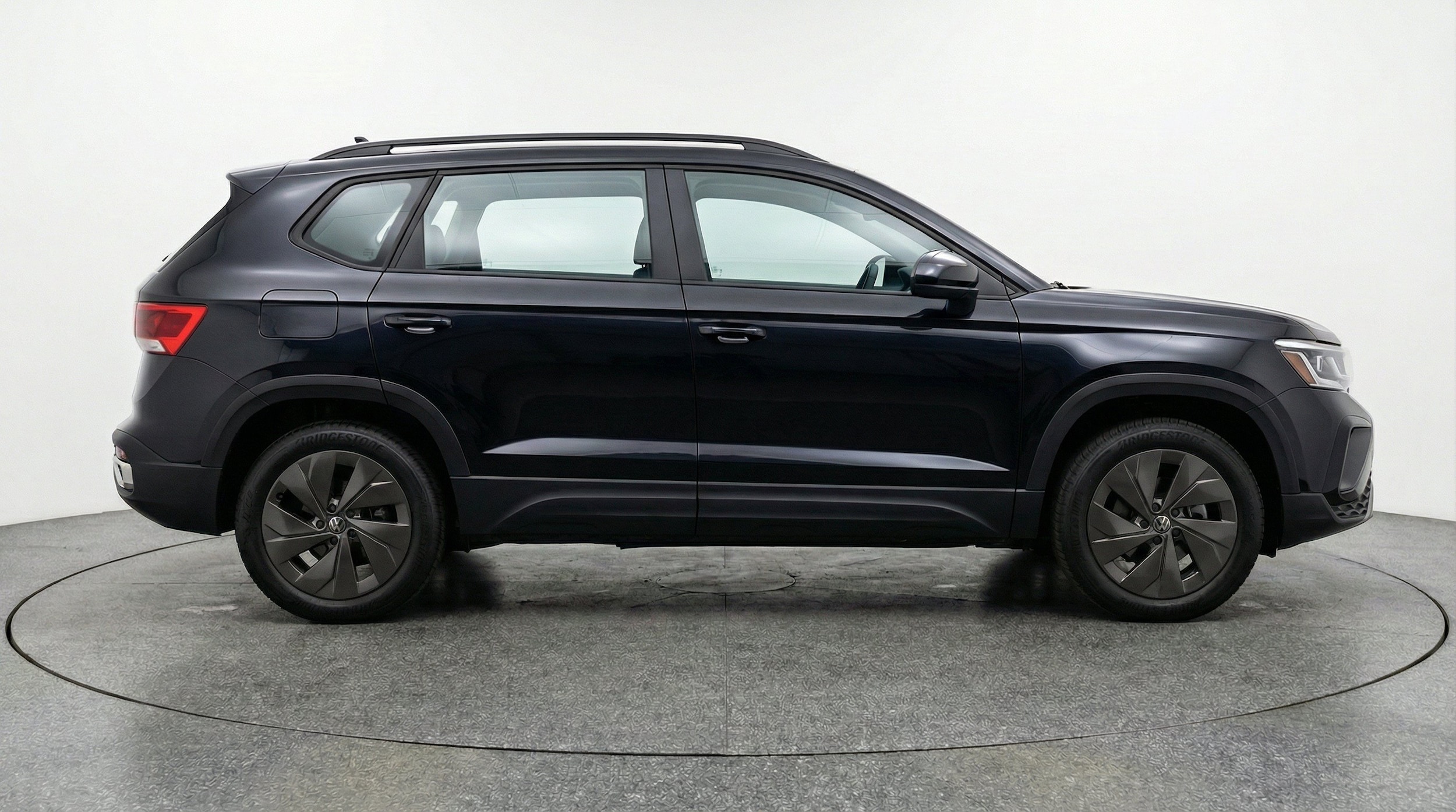 Thumbnail: 2026 Volkswagen Taos - 11