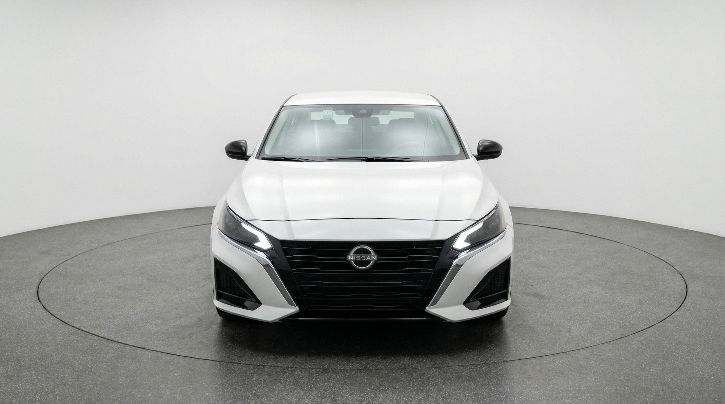 Thumbnail: 2025 Nissan Altima - 2