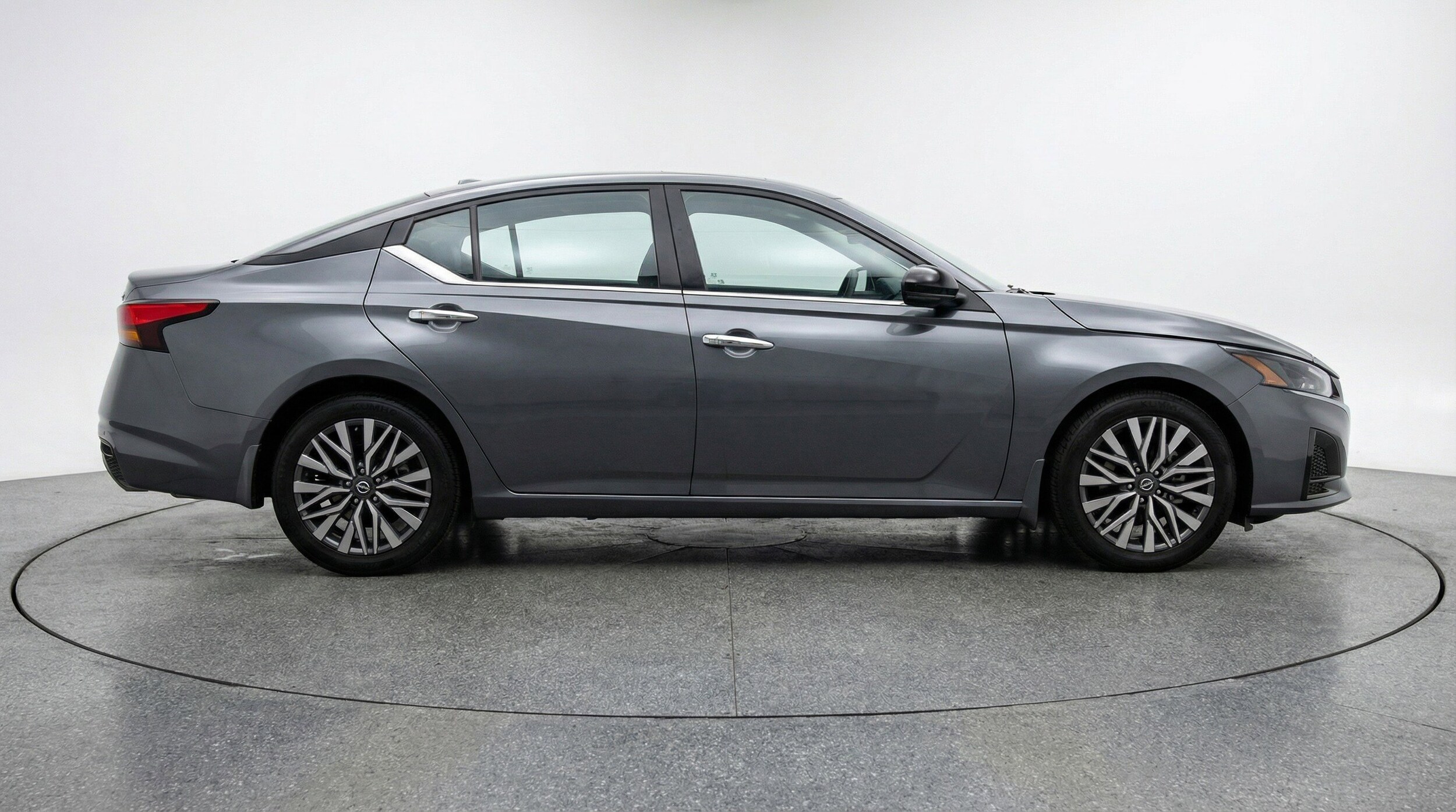 Thumbnail: 2025 Nissan Altima - 11