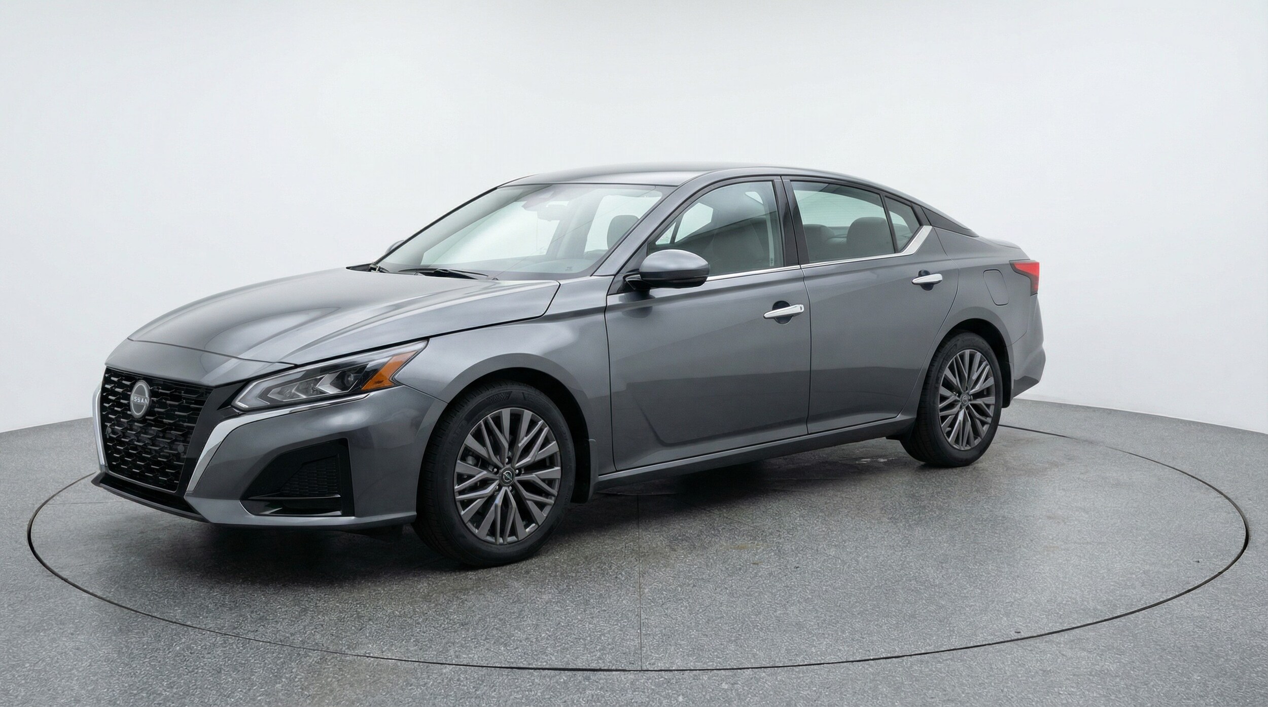 Thumbnail: 2025 Nissan Altima - 3