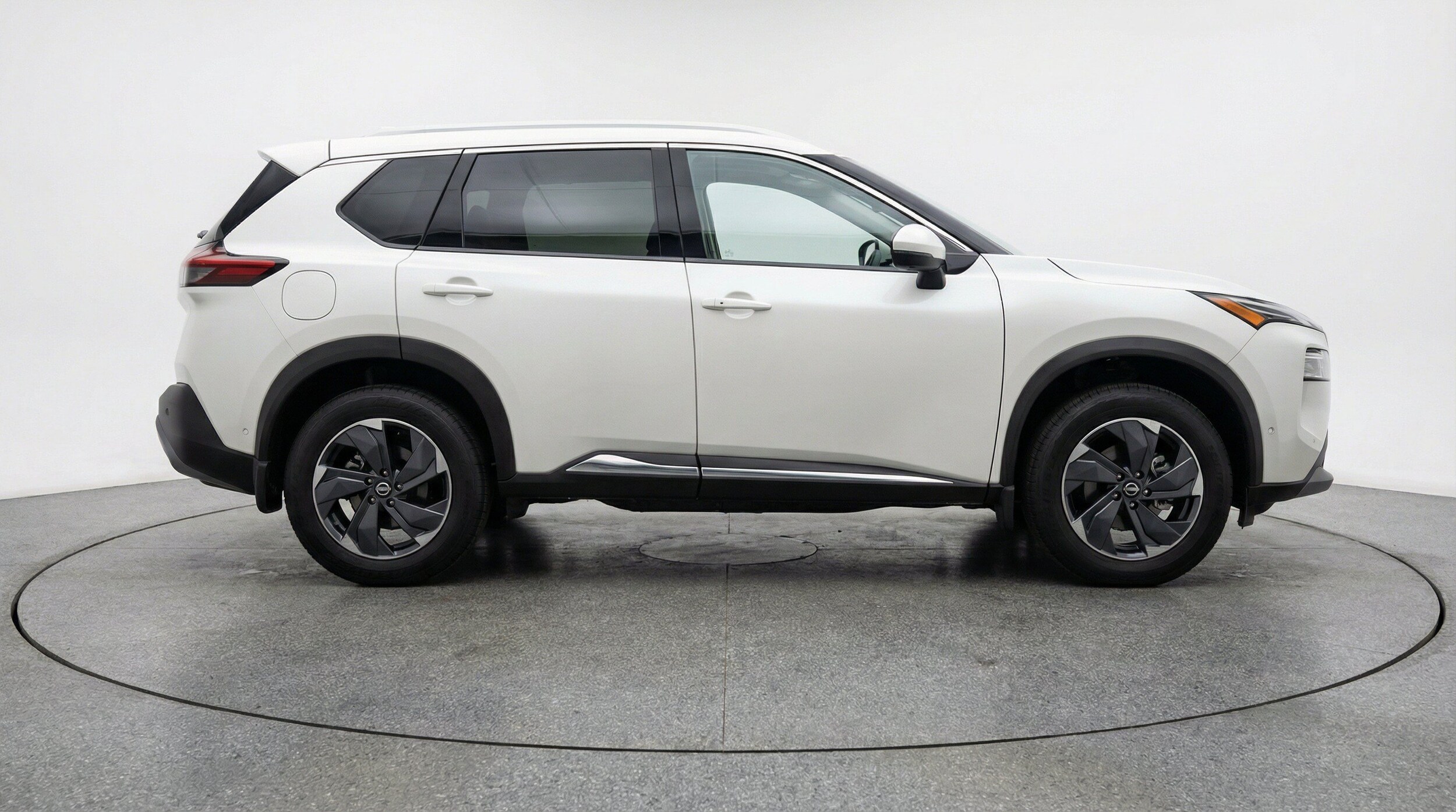 Thumbnail: 2025 Nissan Rogue - 11