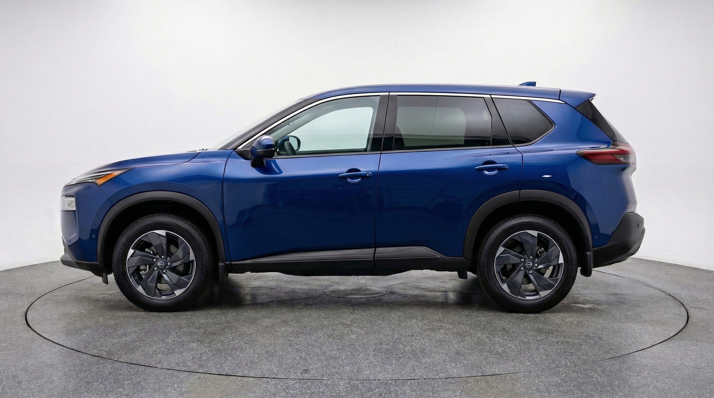 Thumbnail: 2025 Nissan Rogue - 5