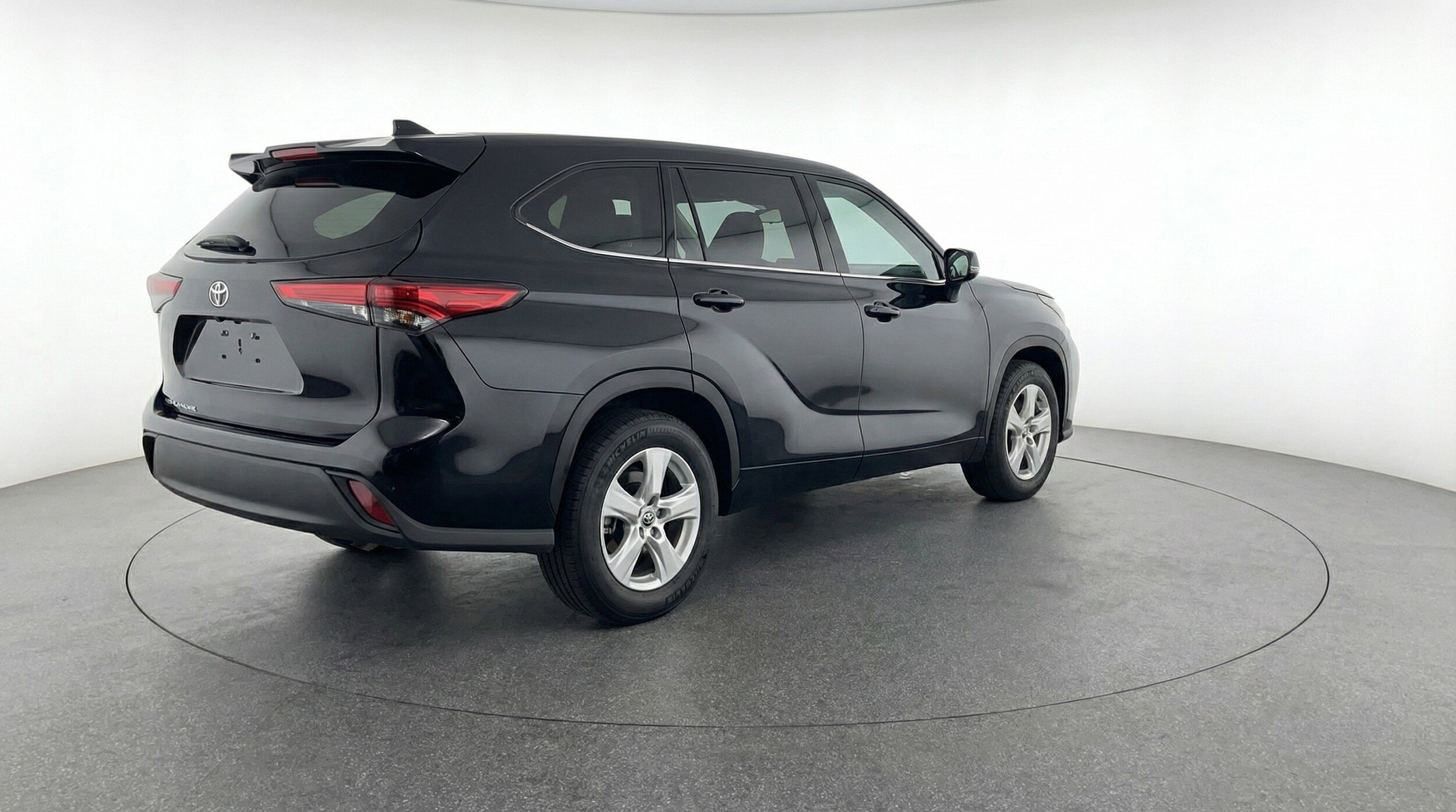 Thumbnail: 2025 Toyota Highlander - 9