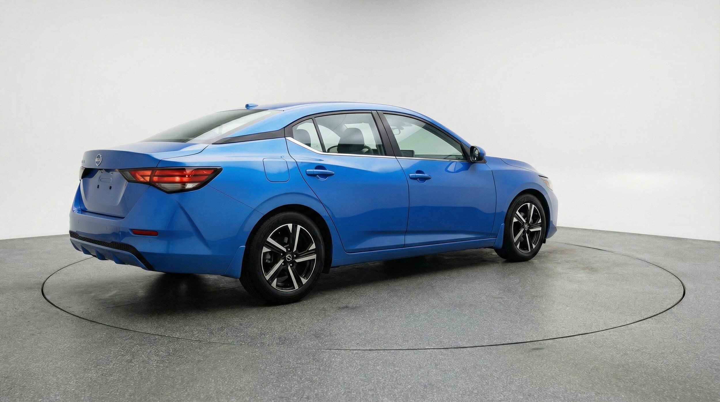 Thumbnail: 2025 Nissan Sentra - 9