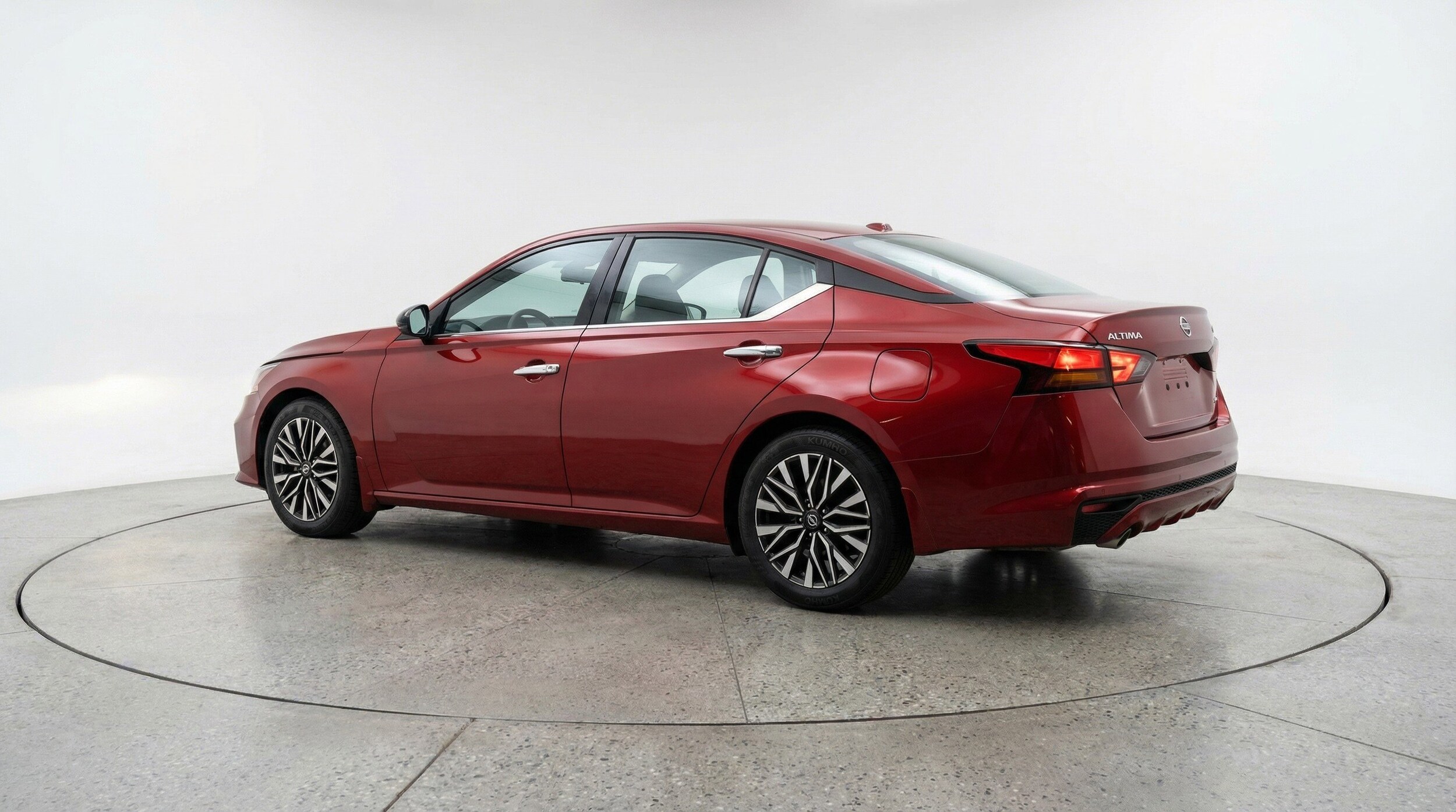 Thumbnail: 2025 Nissan Altima - 6