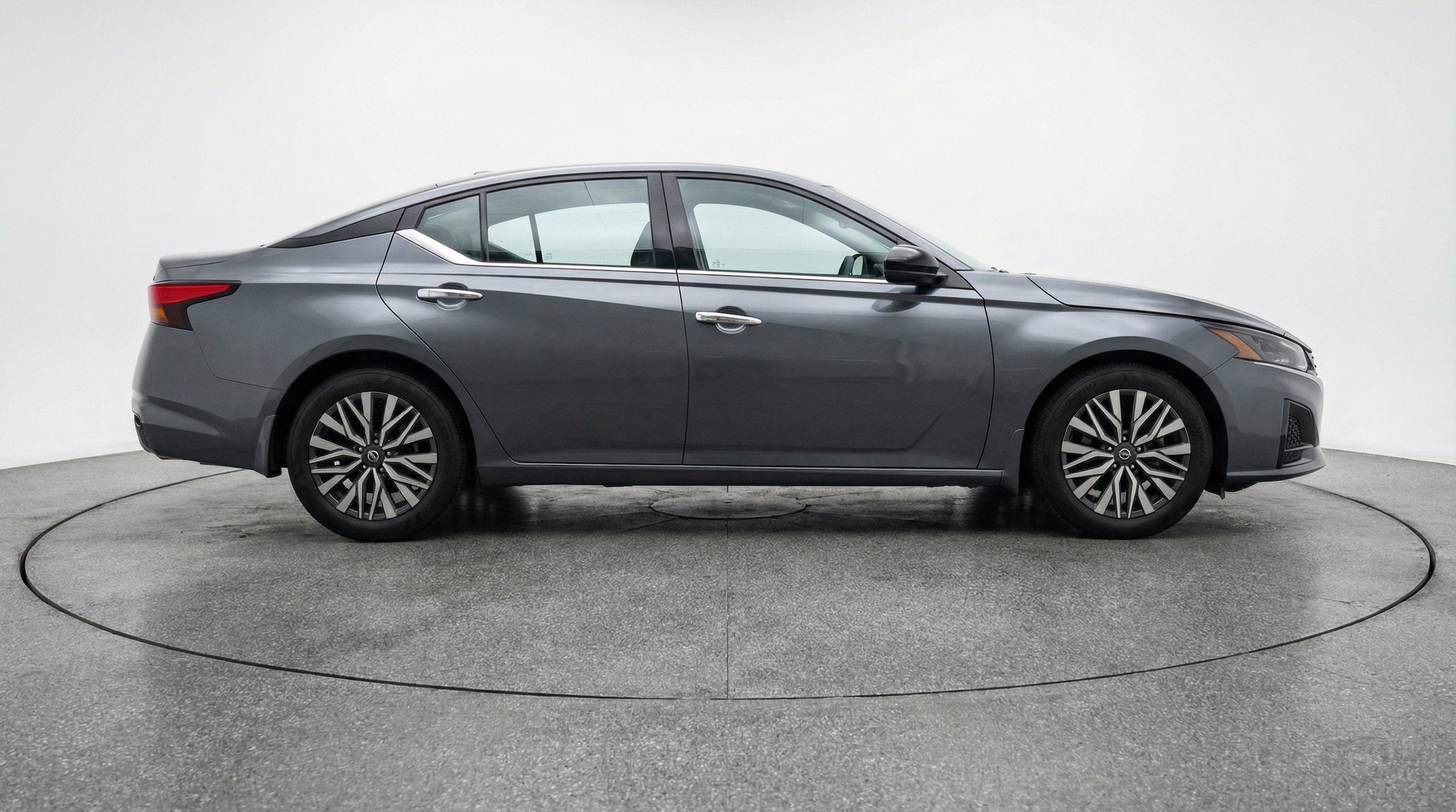 Thumbnail: 2025 Nissan Altima - 11